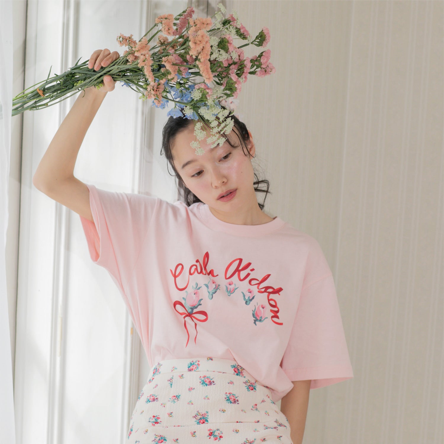 オーバーサイズ Tシャツ Ribbon Floral Pink