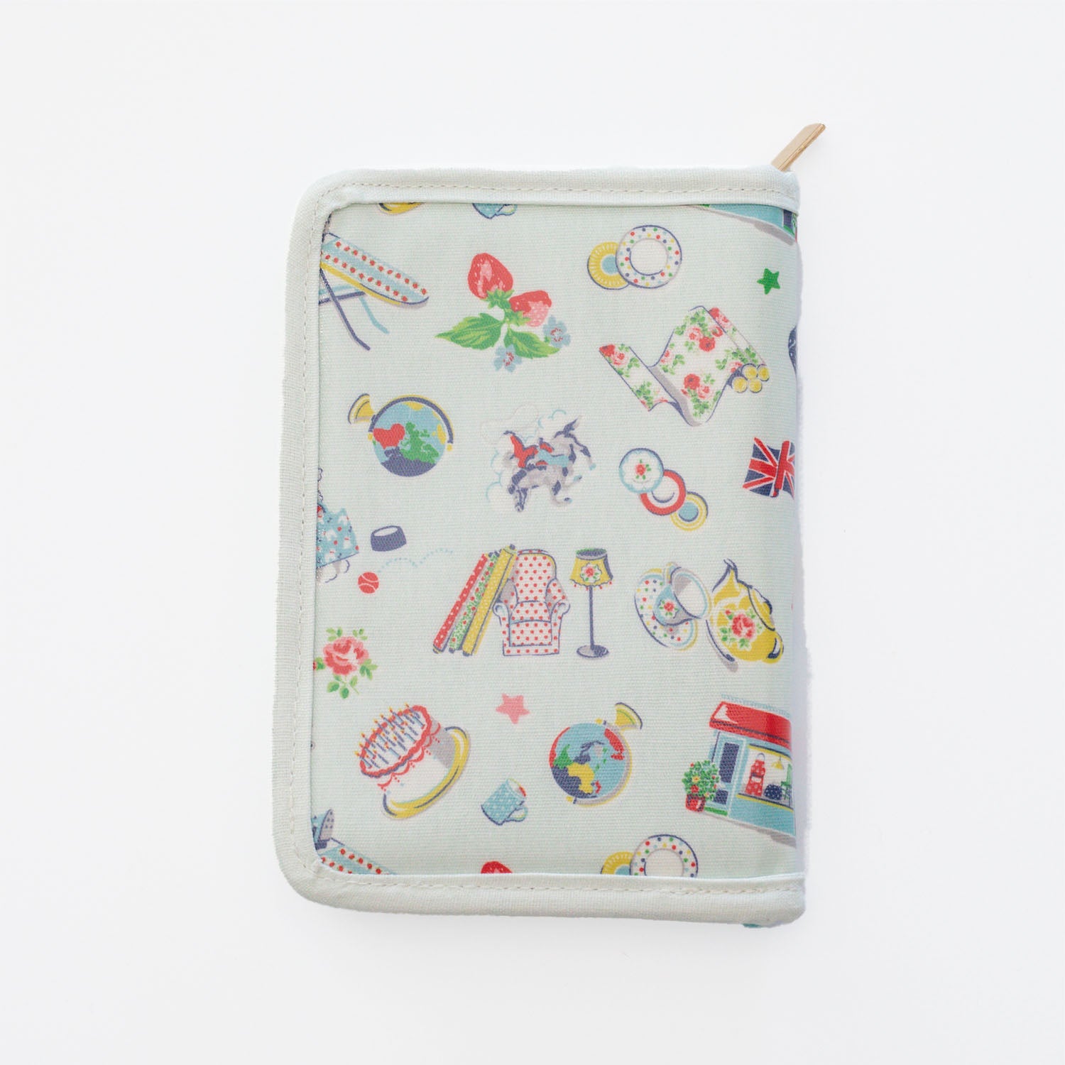 パスポートケース Cath Icons | Cath Kidston 日本公式オンライン