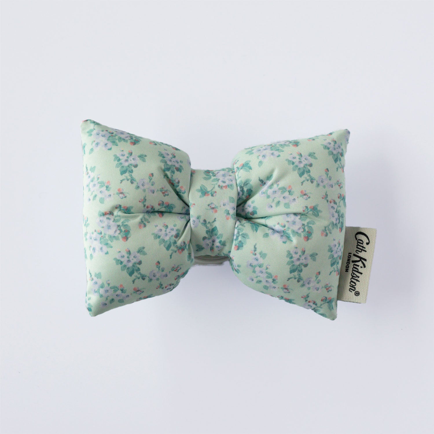 パフィーリボンフォングリップ Cherry Blossom | Cath Kidston 日本