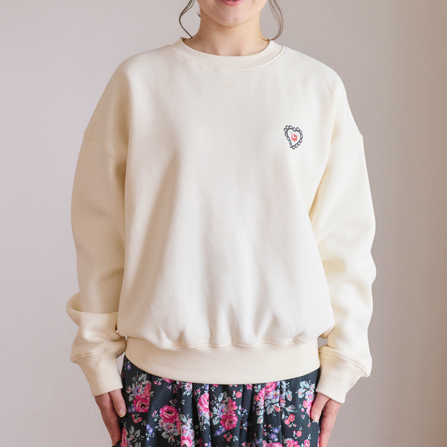 裏起毛スウェットトップス Lace Heart
