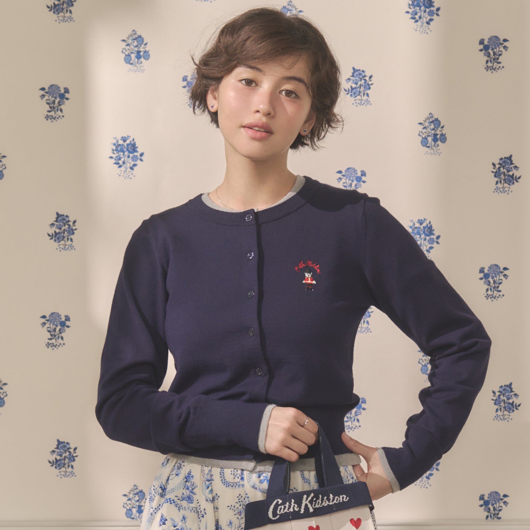 ニットカーディガン London Dog | Cath Kidston 日本公式オンライン