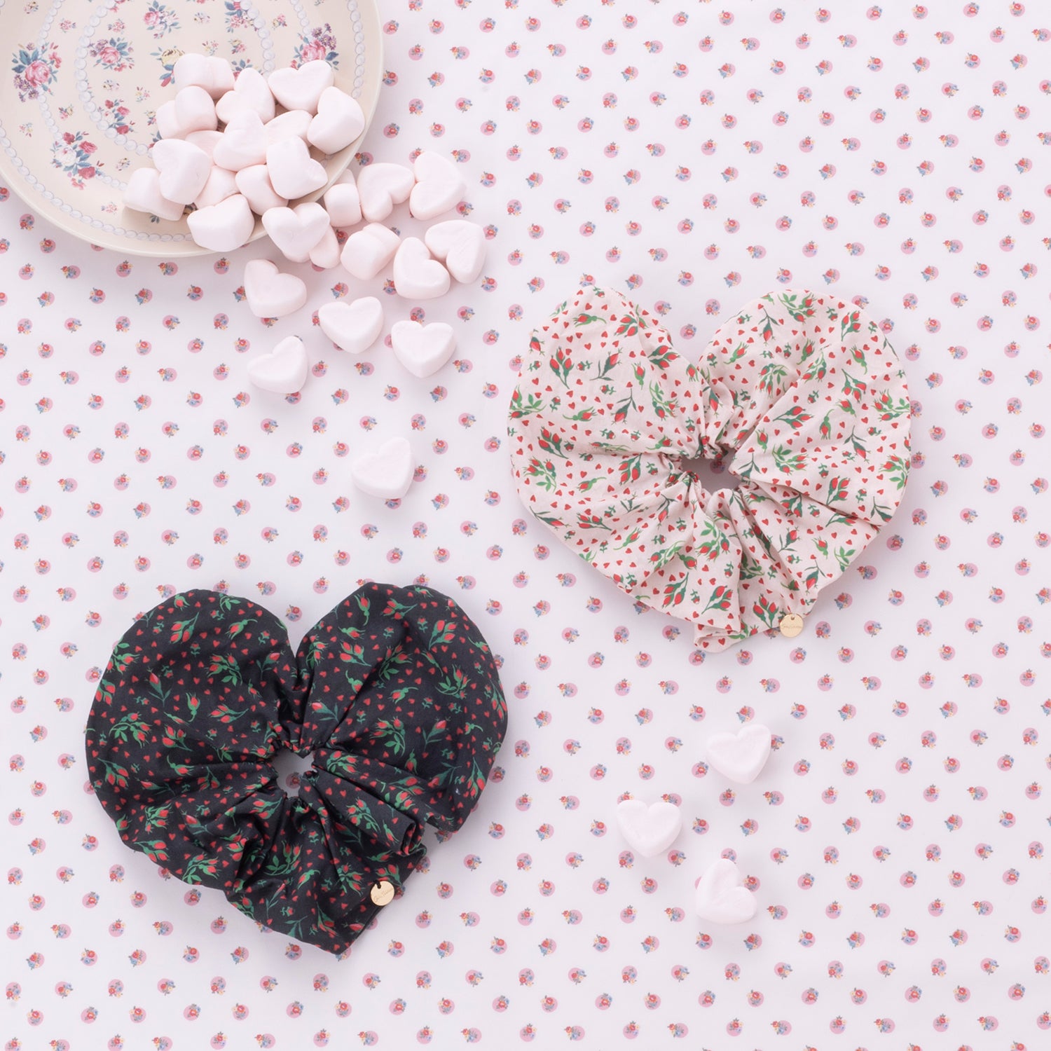 ハートシュシュ Rose and Hearts | Cath Kidston 日本公式オンライン