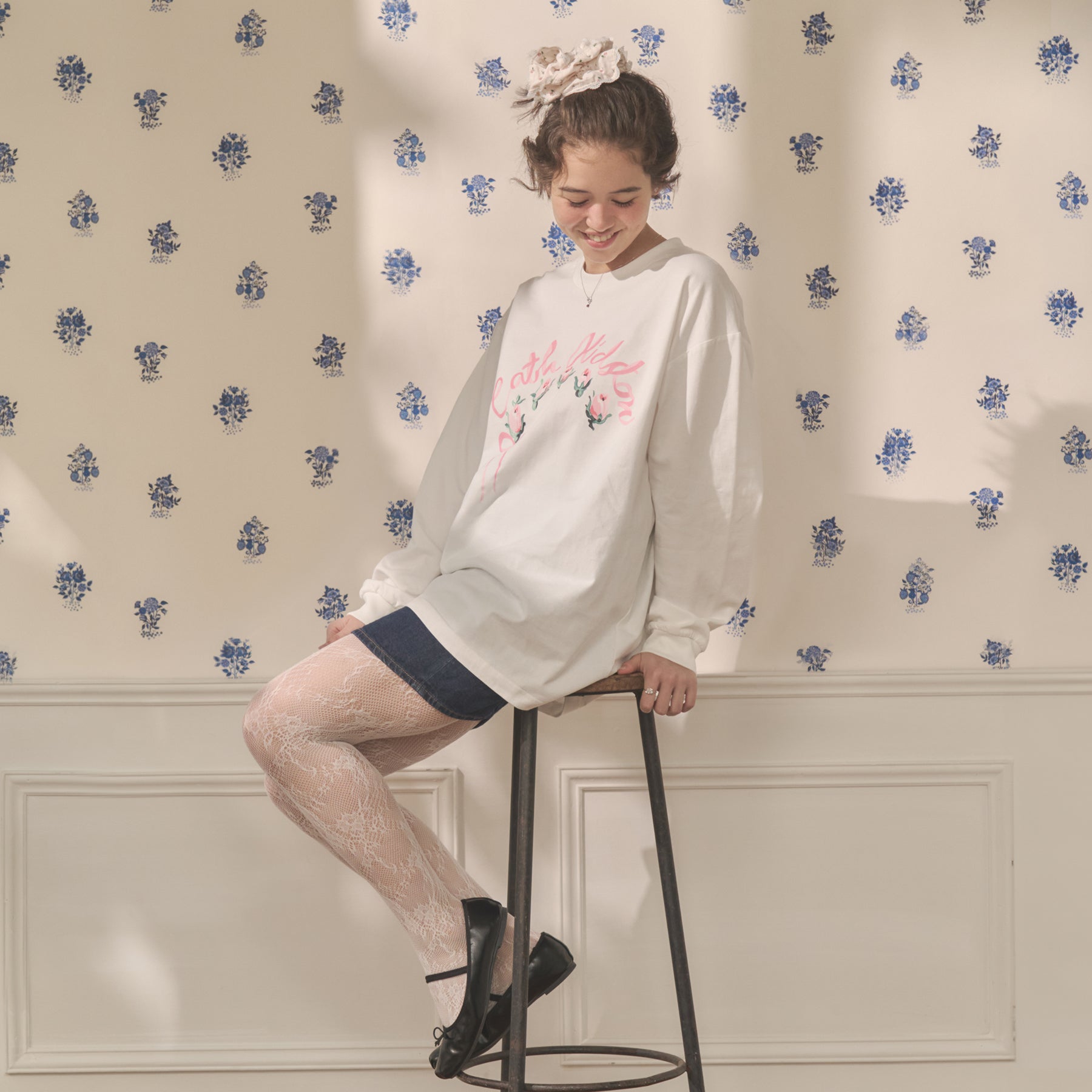 レーストリムシュシュ Lace Sprigs | Cath Kidston 日本公式オンライン