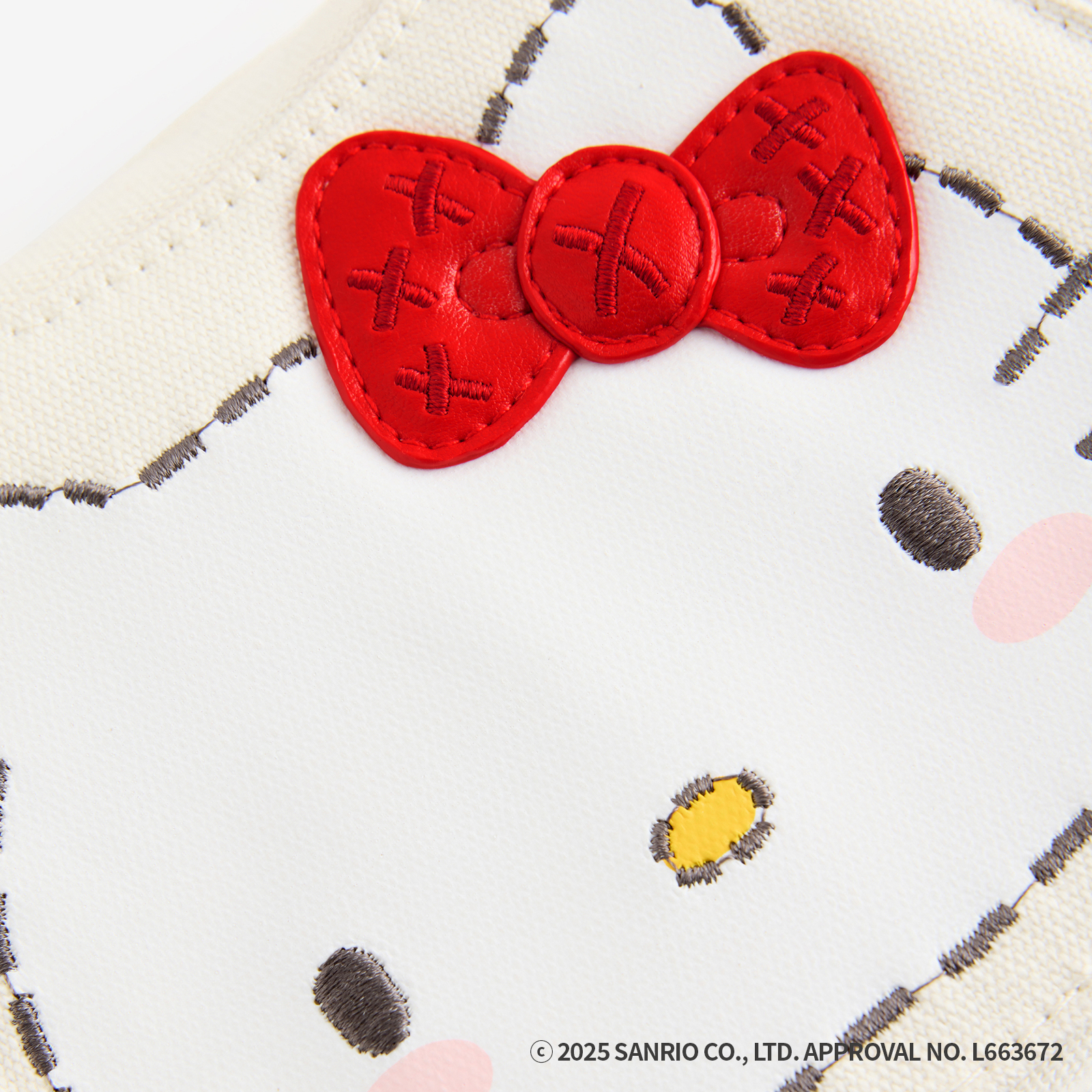 Cath Kidston × Hello Kitty　フェイスキャンバスポーチ