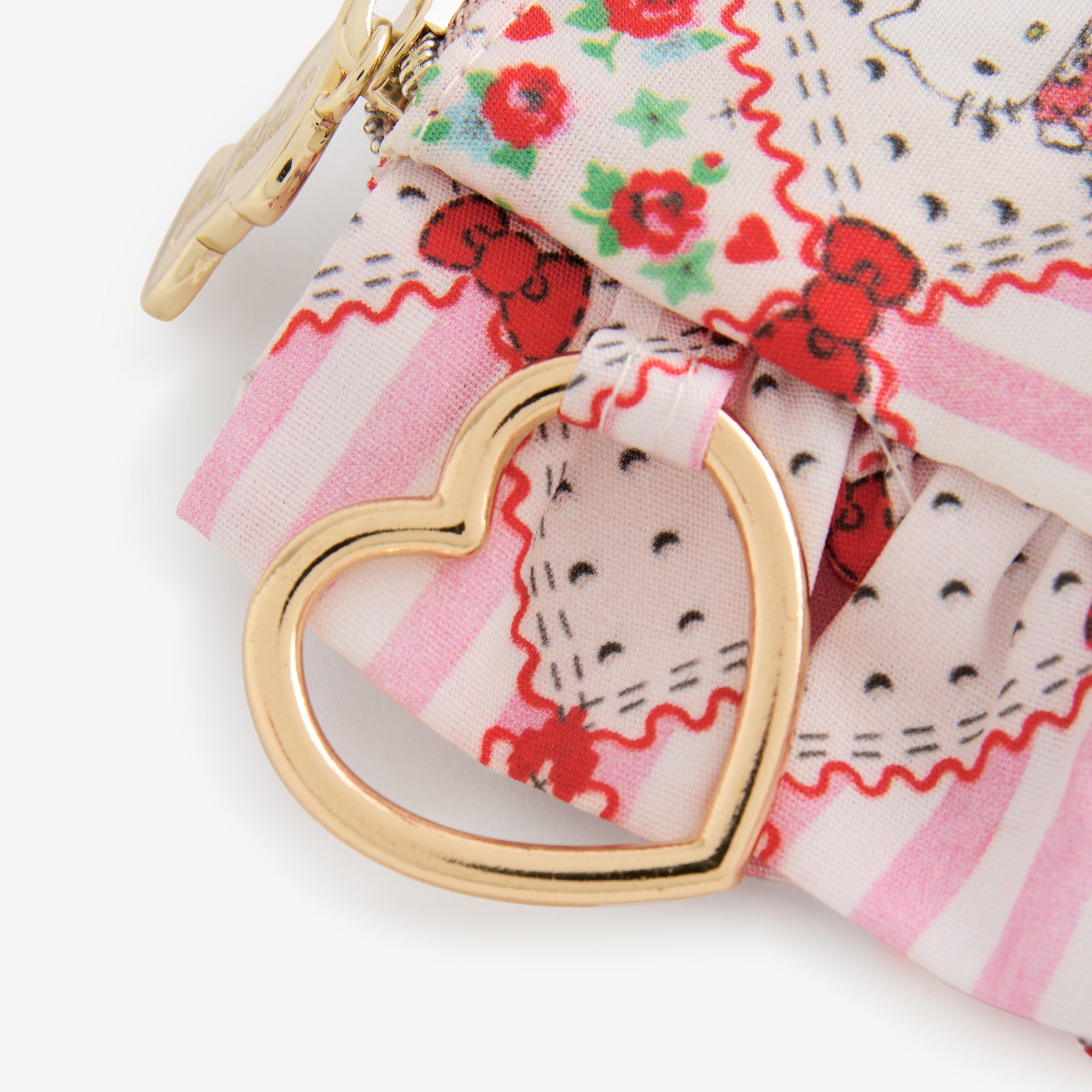 Cath Kidston × Hello Kitty　フリルティッシュポーチ＆マスコットチャームセット Patchwork