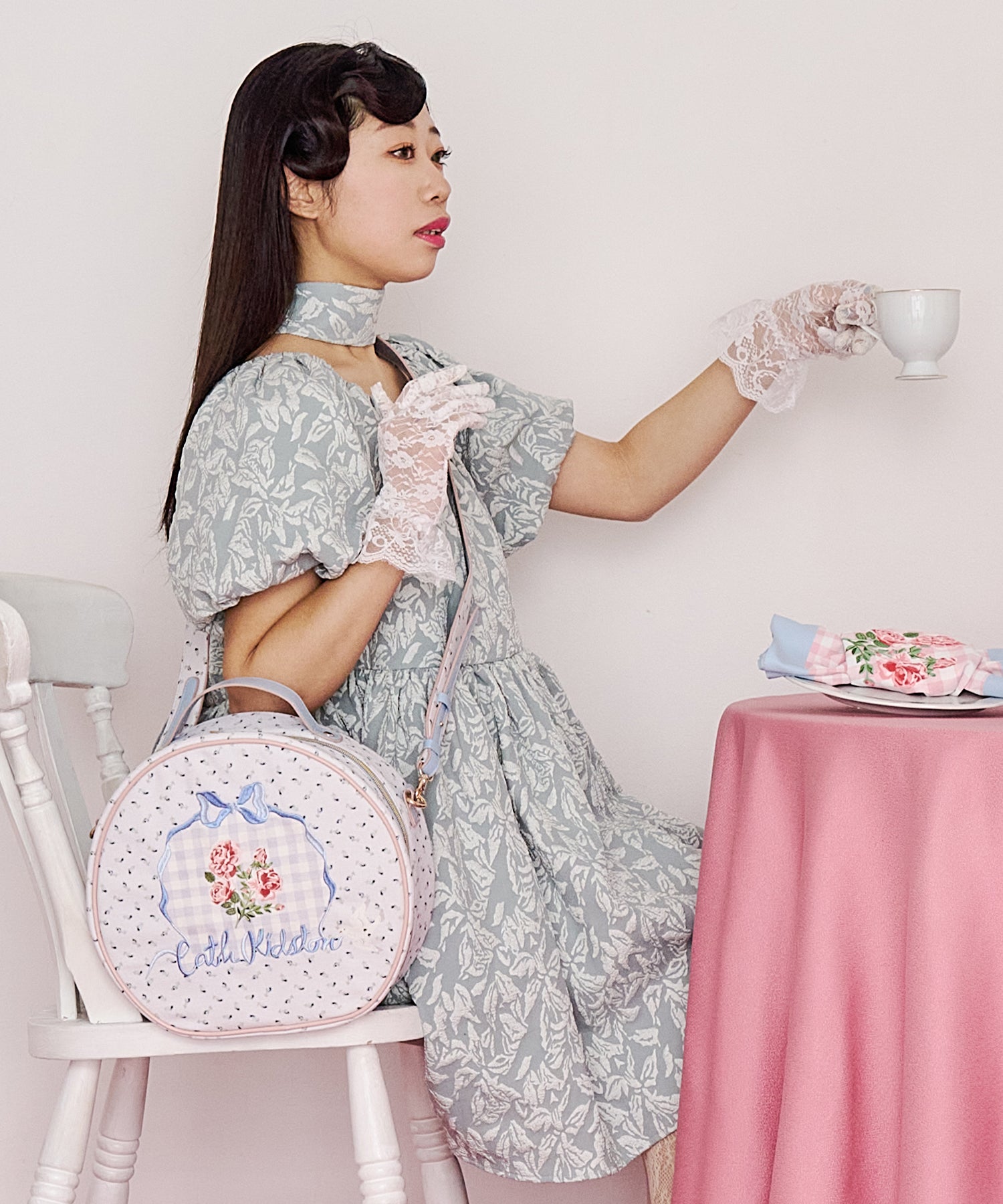 サークル トラベルポーチ | Cath Kidston 日本公式オンラインストア
