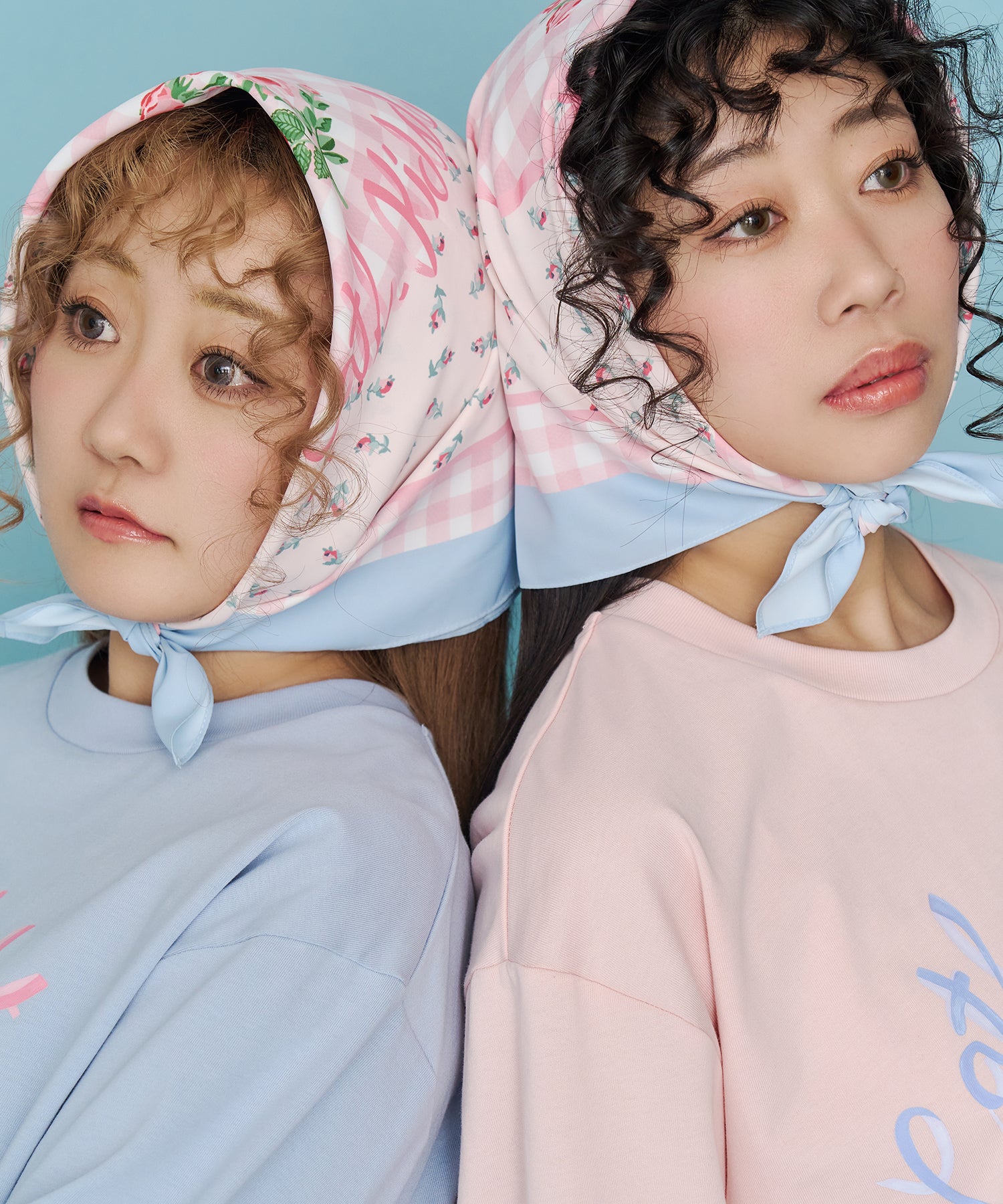 MARS スカーフ　アクセサリー柄キャミソール Celtic Scarf｜大判サテンスカーフ – MARTE