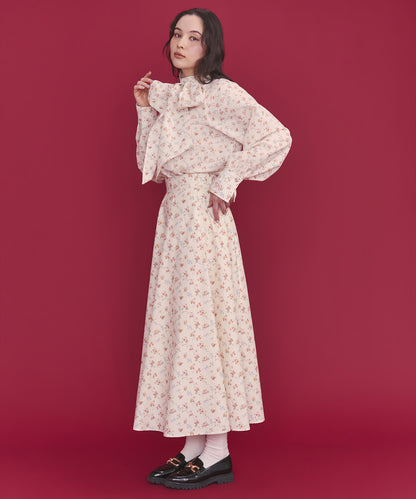 ボウタイブラウス