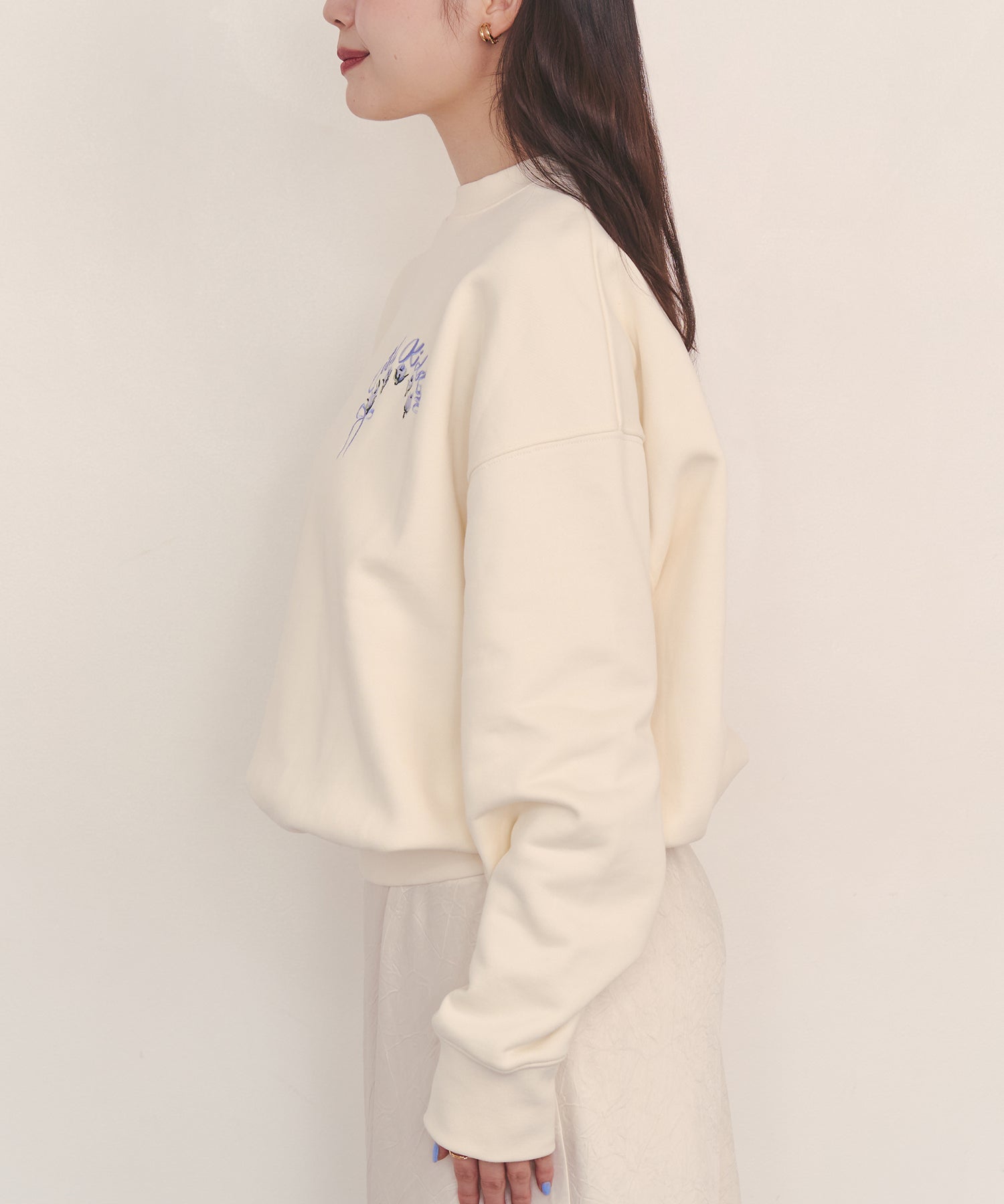 刺繍スウェットトップス Ribbon Floral