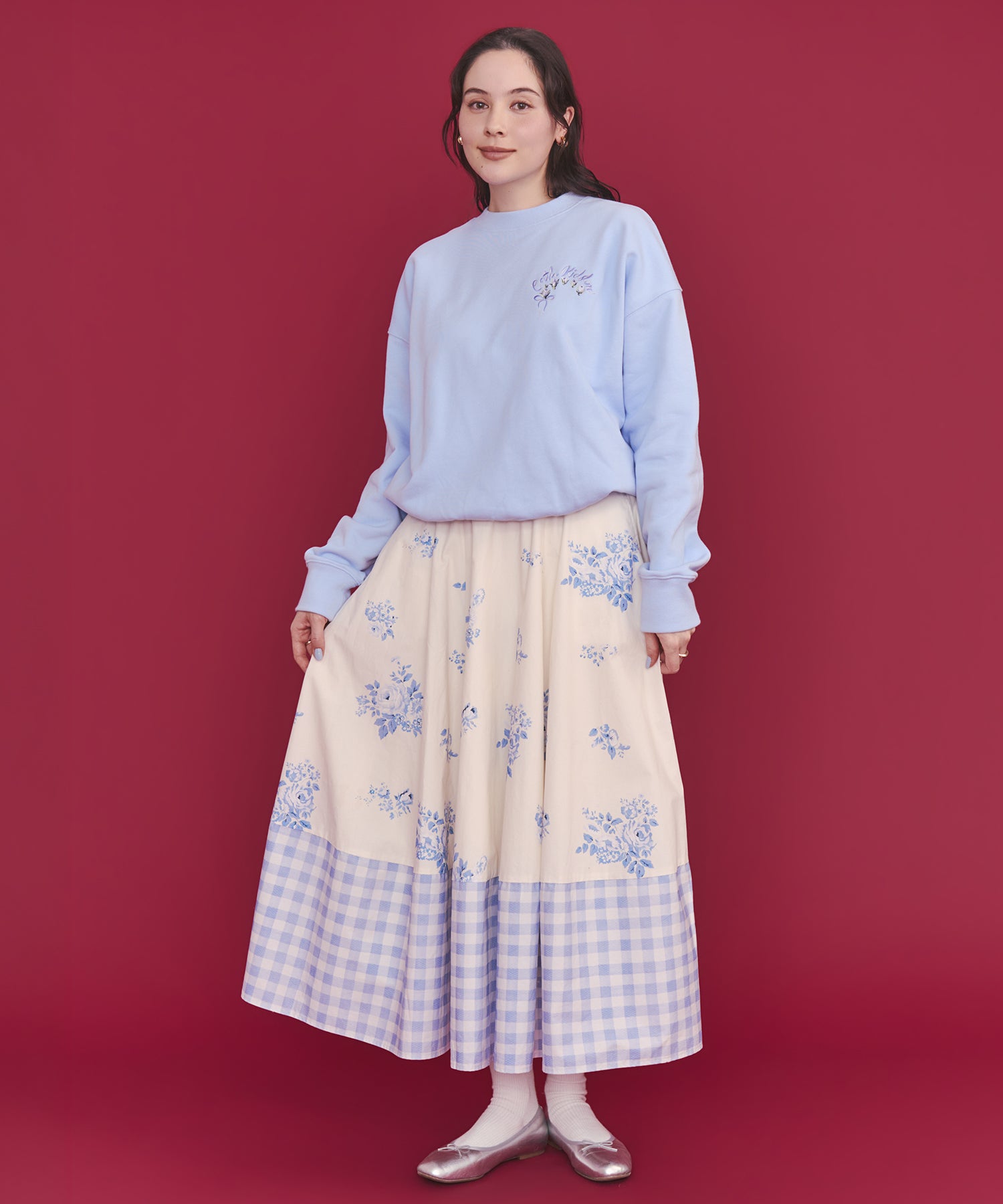 刺繍スウェットトップス Ribbon Floral