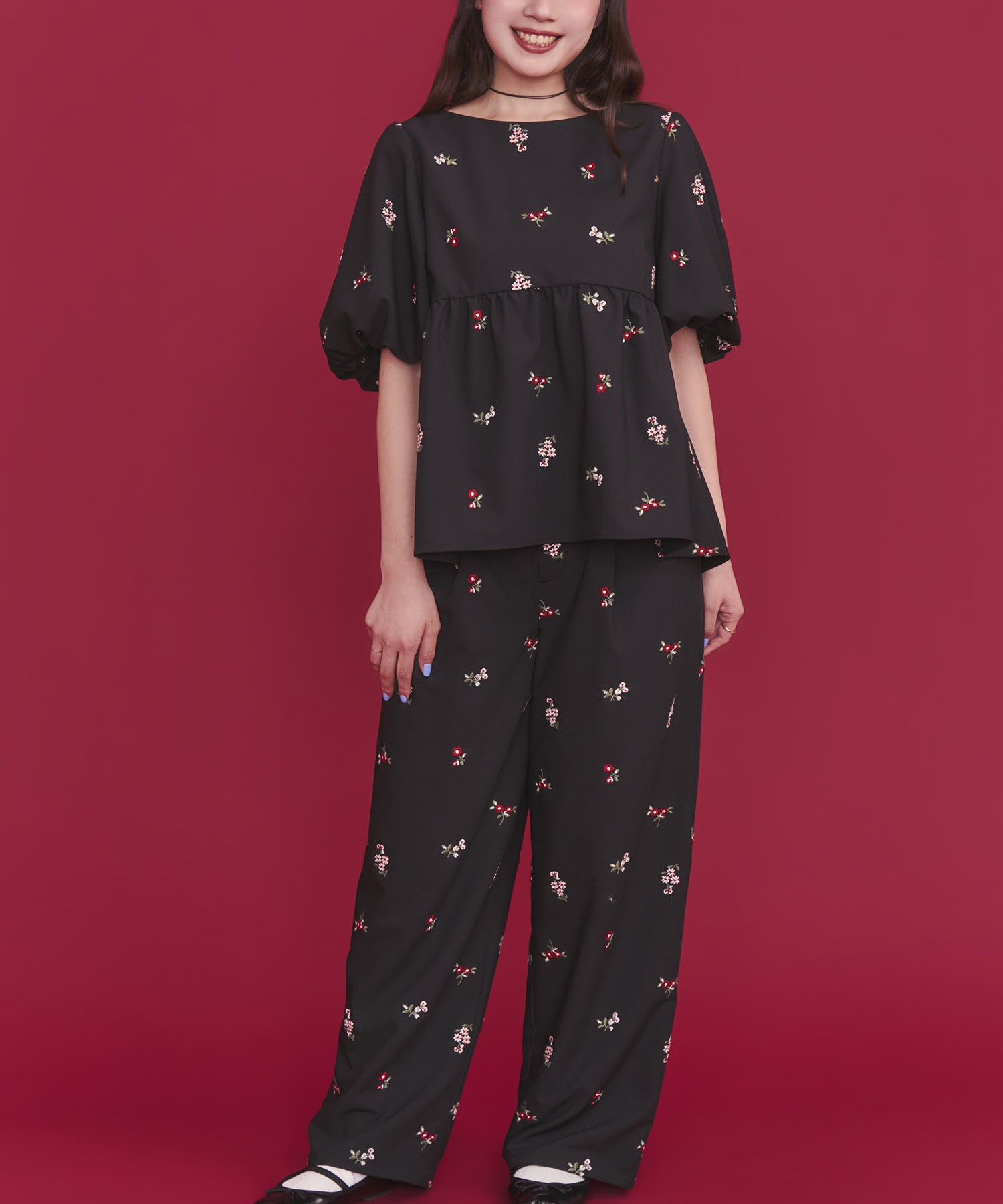 総柄刺繍ペプラムトップス Ditsy Floral Embroidery