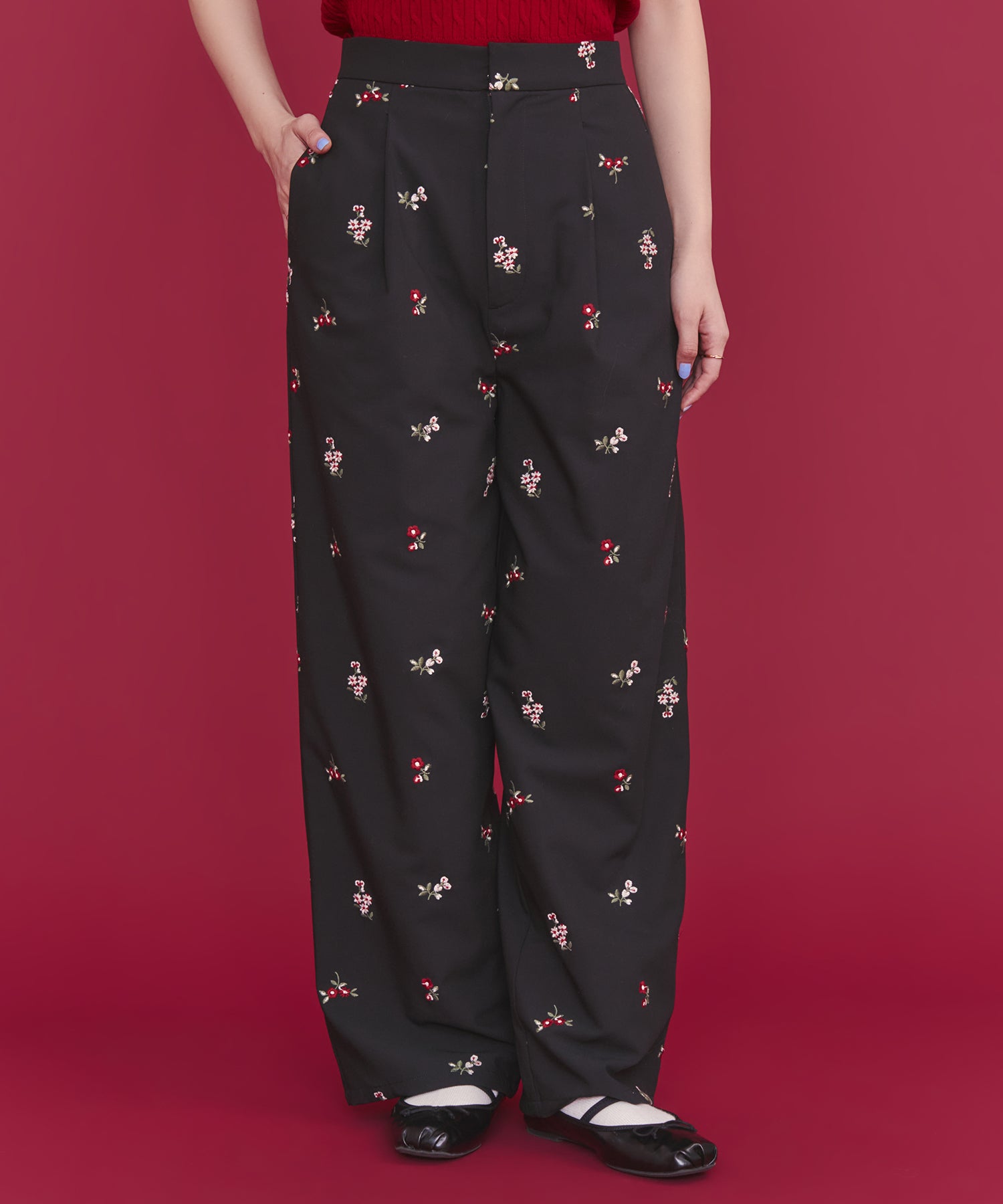 総柄刺繍ストレートパンツ Ditsy Floral Embroidery