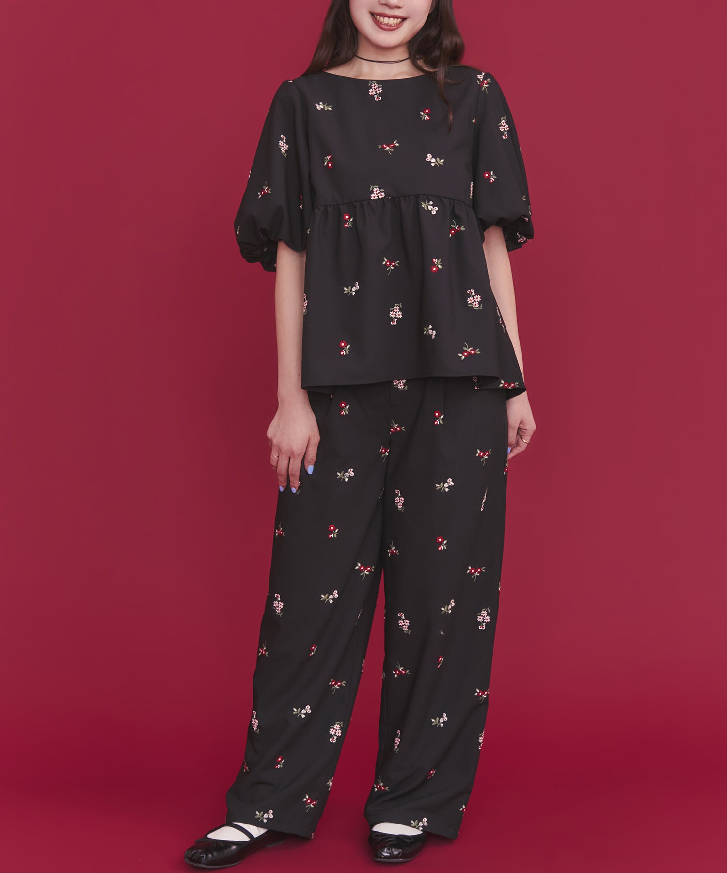 総柄刺繍ストレートパンツ Ditsy Floral Embroidery