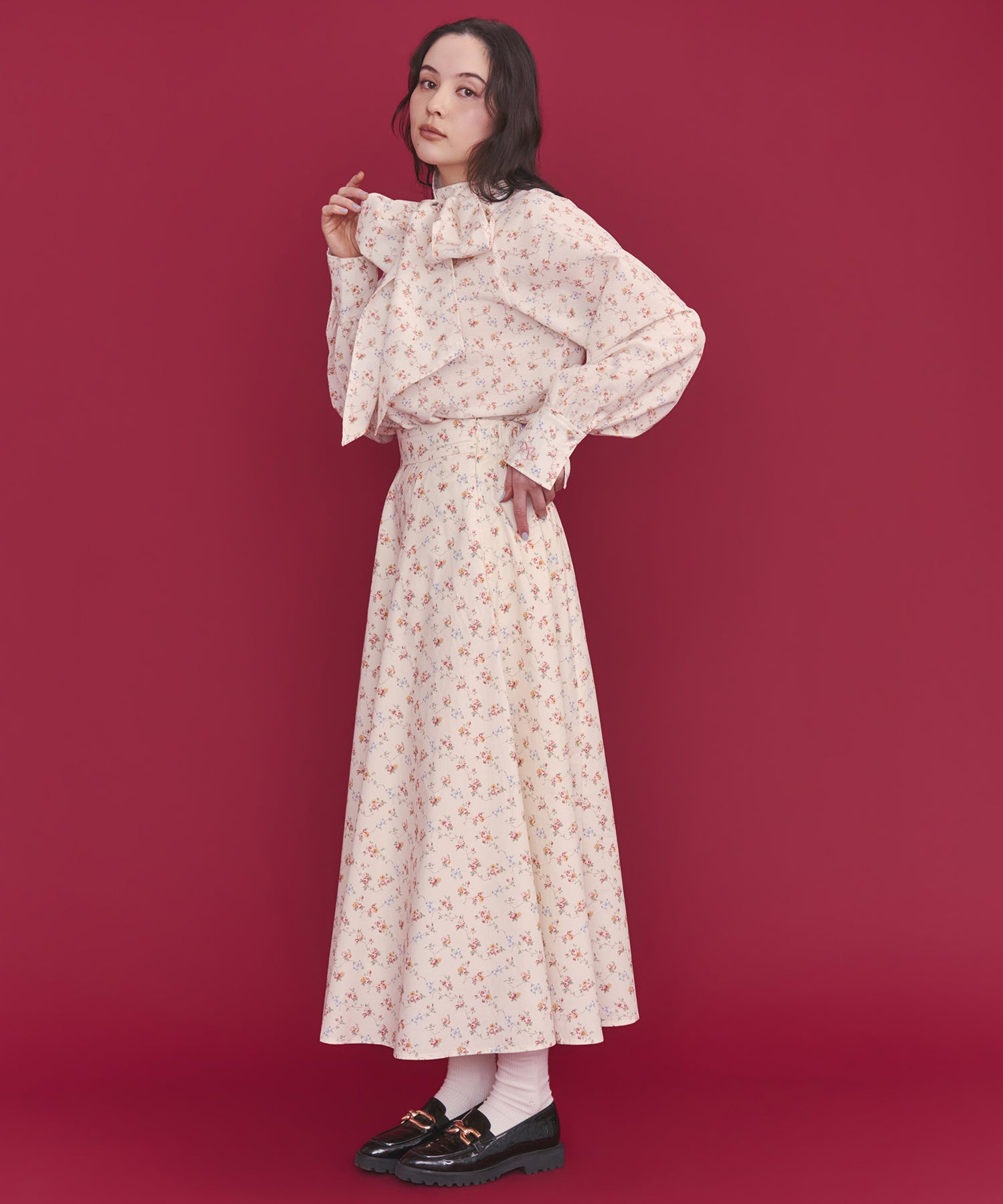 ボリュームフレアスカート