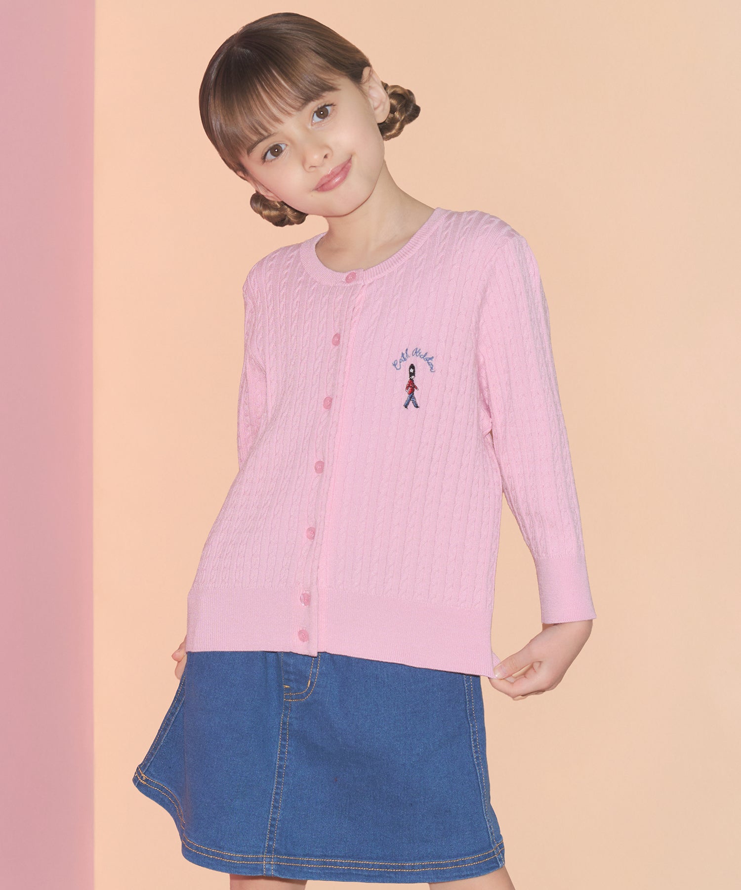 キッズ　ライトニットカーディガン Queenie's London