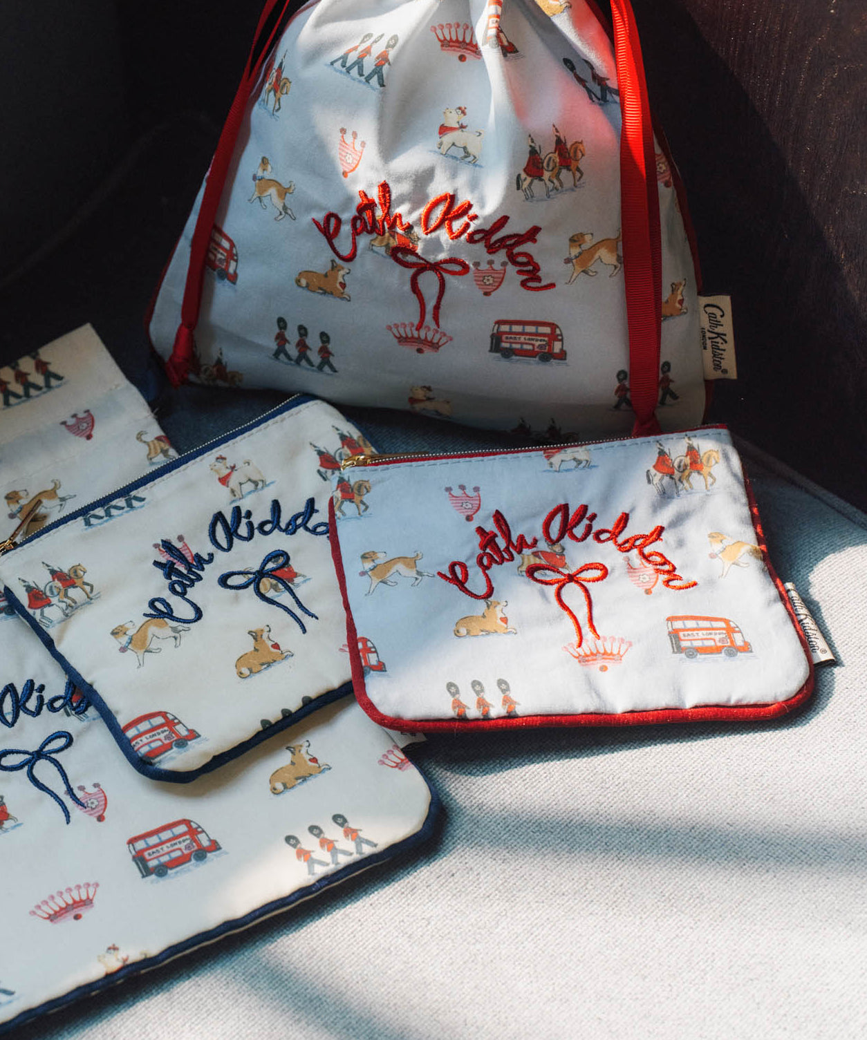 パイピング ティッシュポーチ Queenie's London