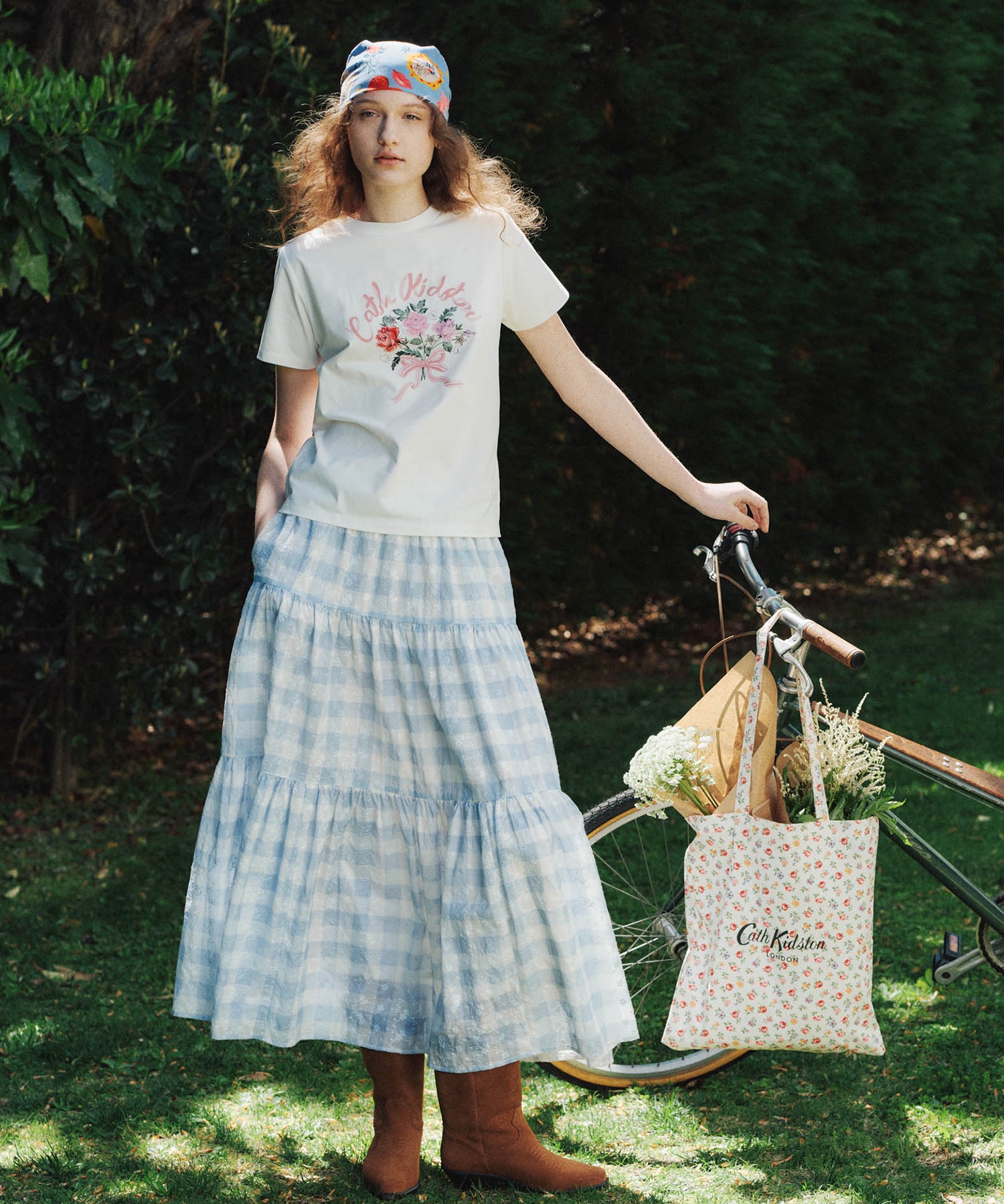 キューン　ロンT 「薔薇」 ベーシックTシャツ Rose Bunch | Cath Kidston 日本公式オンライン