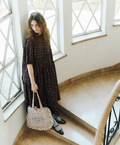 パフスリーブ ティアードワンピース