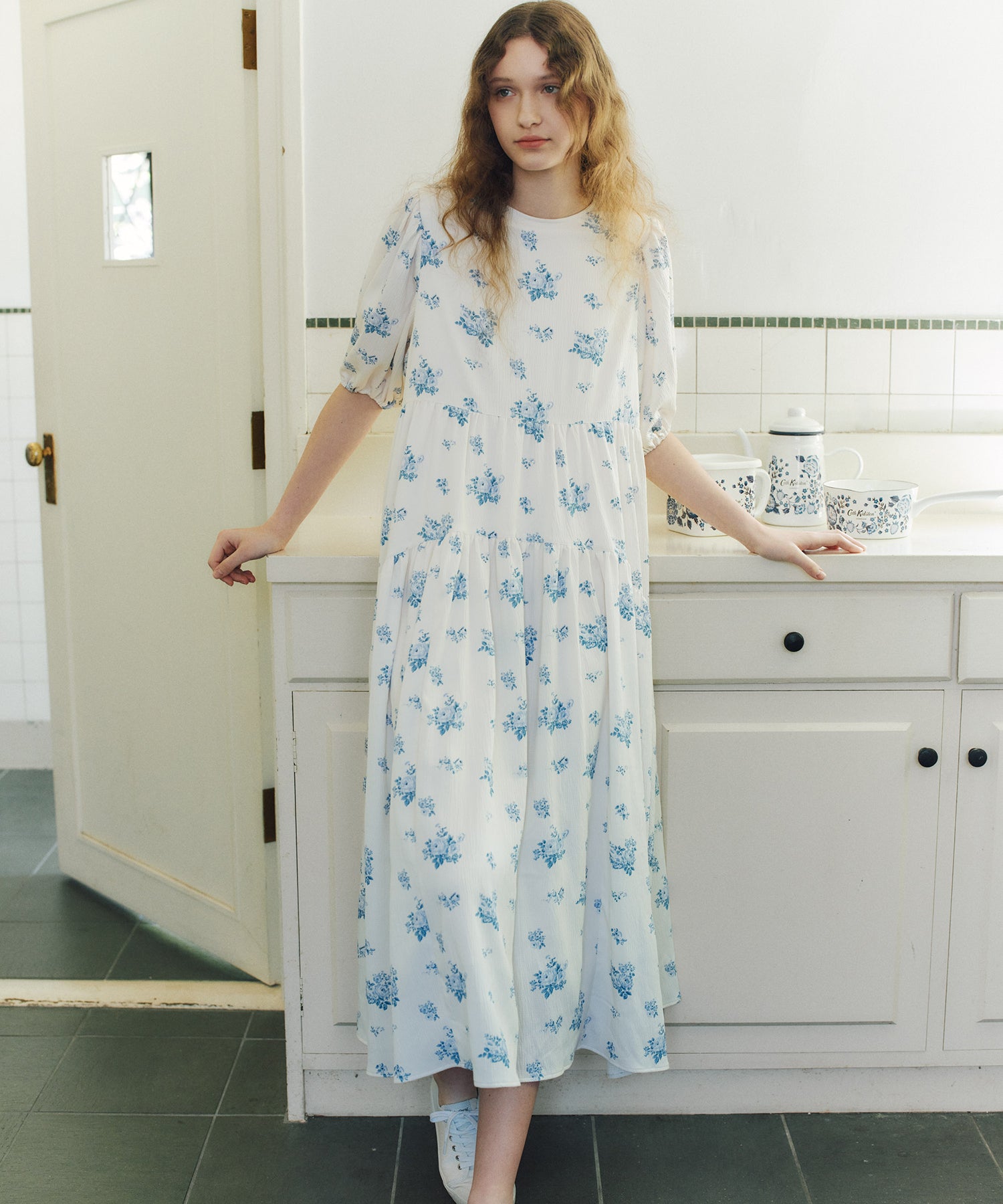 パフスリーブ ティアードワンピース