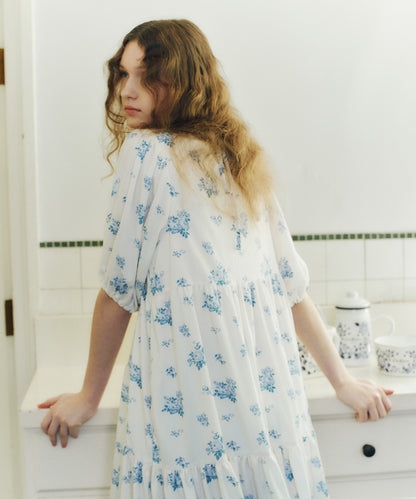 パフスリーブ ティアードワンピース