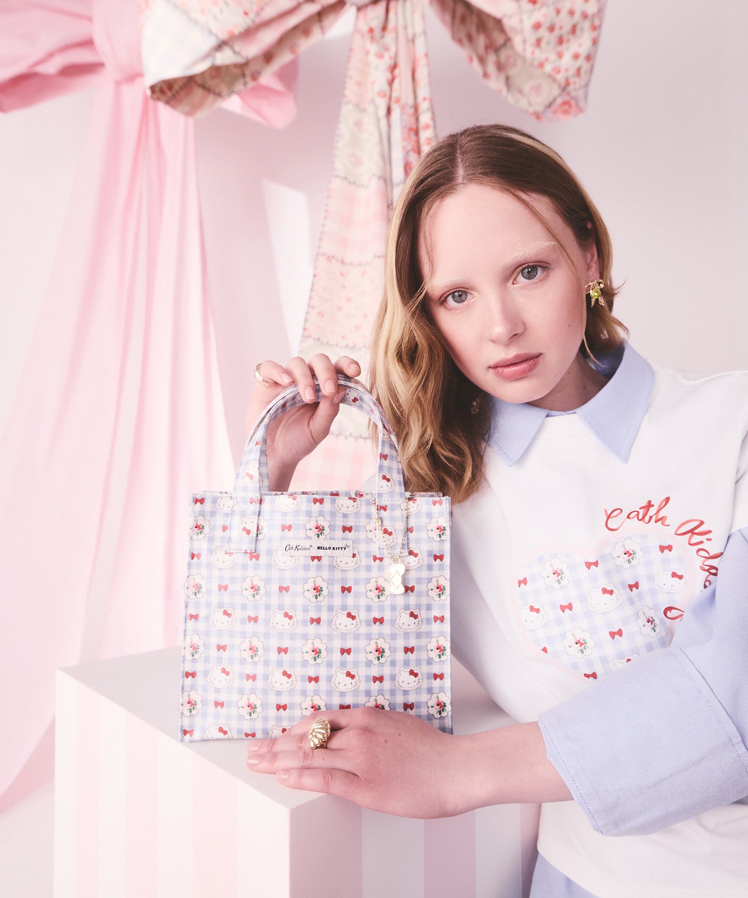 Cath Kidston × Hello Kitty スモールブックバッグ Gingham Provence