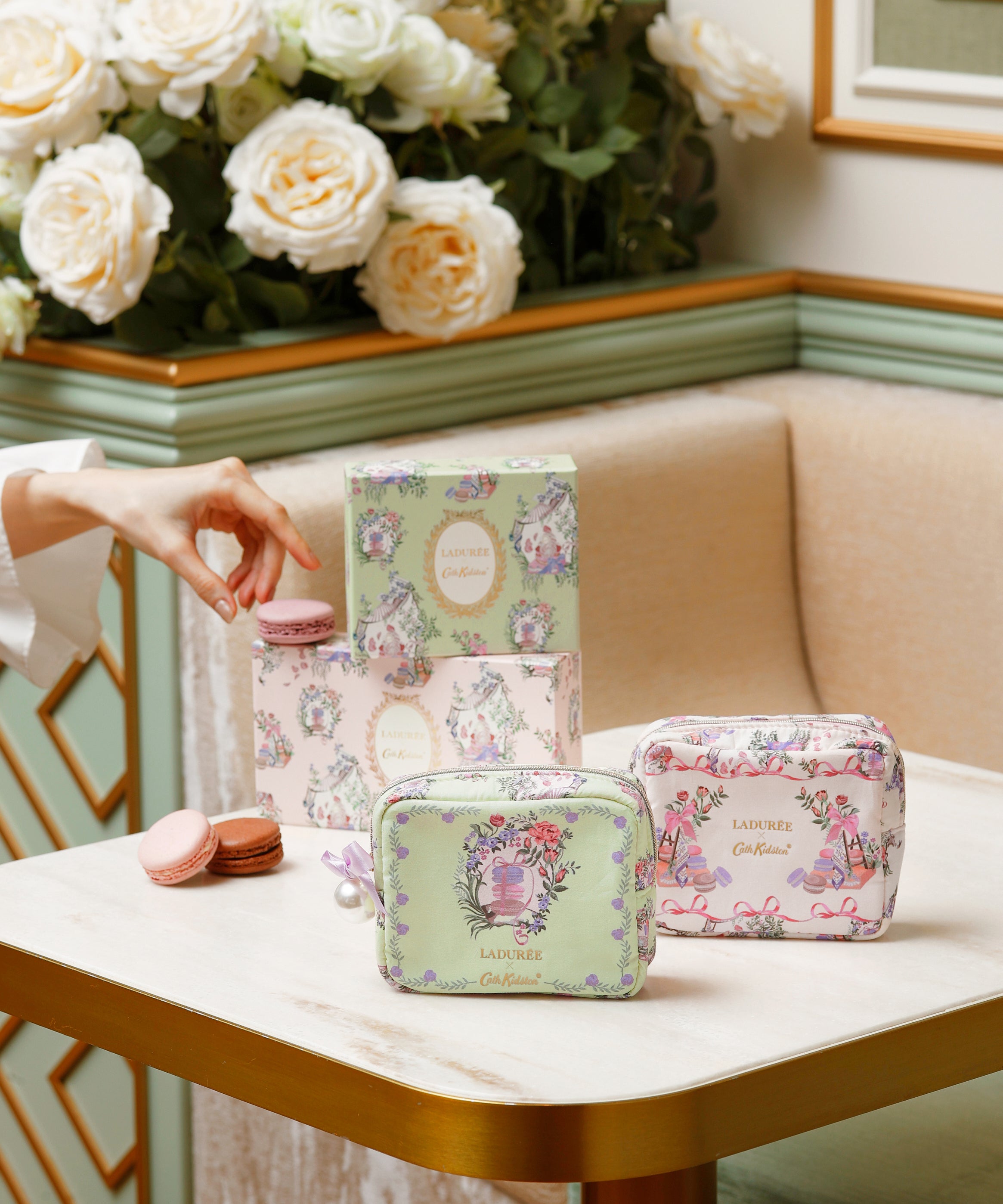 カラデシュ　ブースターBOX 　日本語版　(36パック)　KLD LADURÉE × Cath Kidston ボックスポーチ | Cath Kidston 日本公式