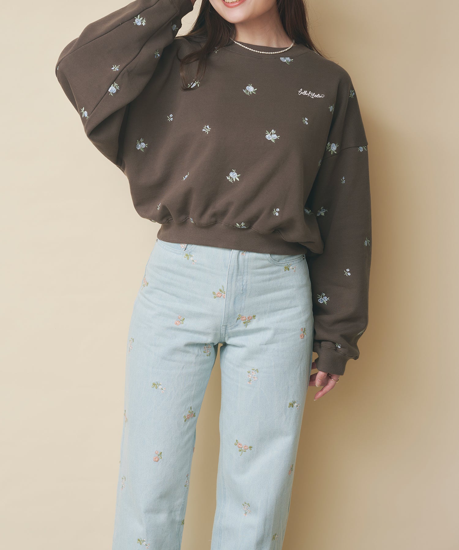 エンブロイダリースウェットトップス Floral Garden Embroidery