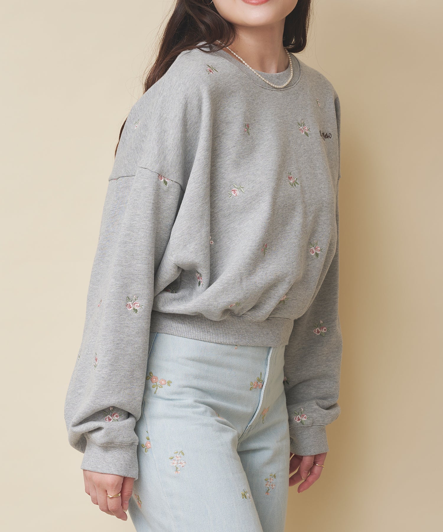 エンブロイダリースウェットトップス Floral Garden Embroidery