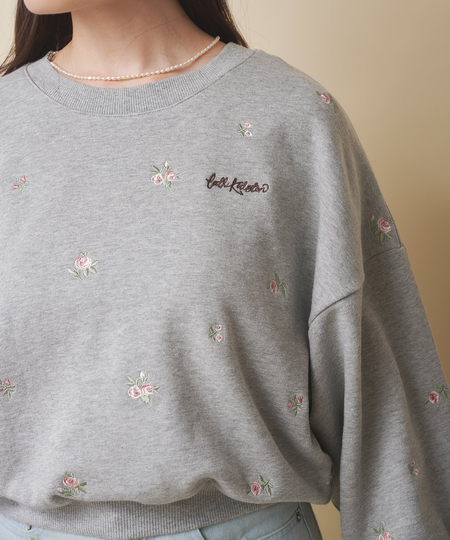 エンブロイダリースウェットトップス Floral Garden Embroidery