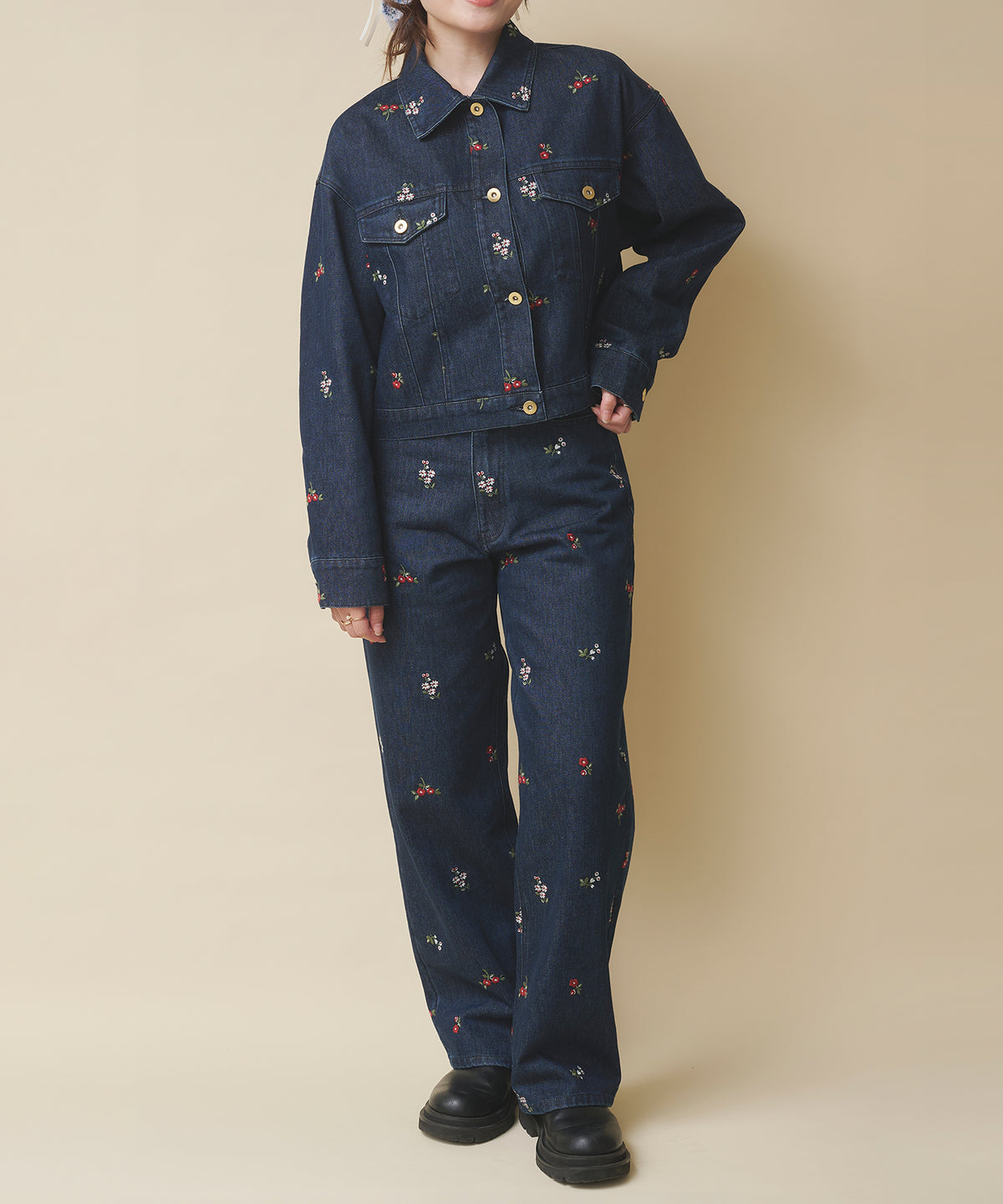 エンブロイダリーデニムパンツ Ditsy Floral Embroidery