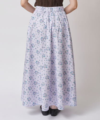ボリュームフレアスカート