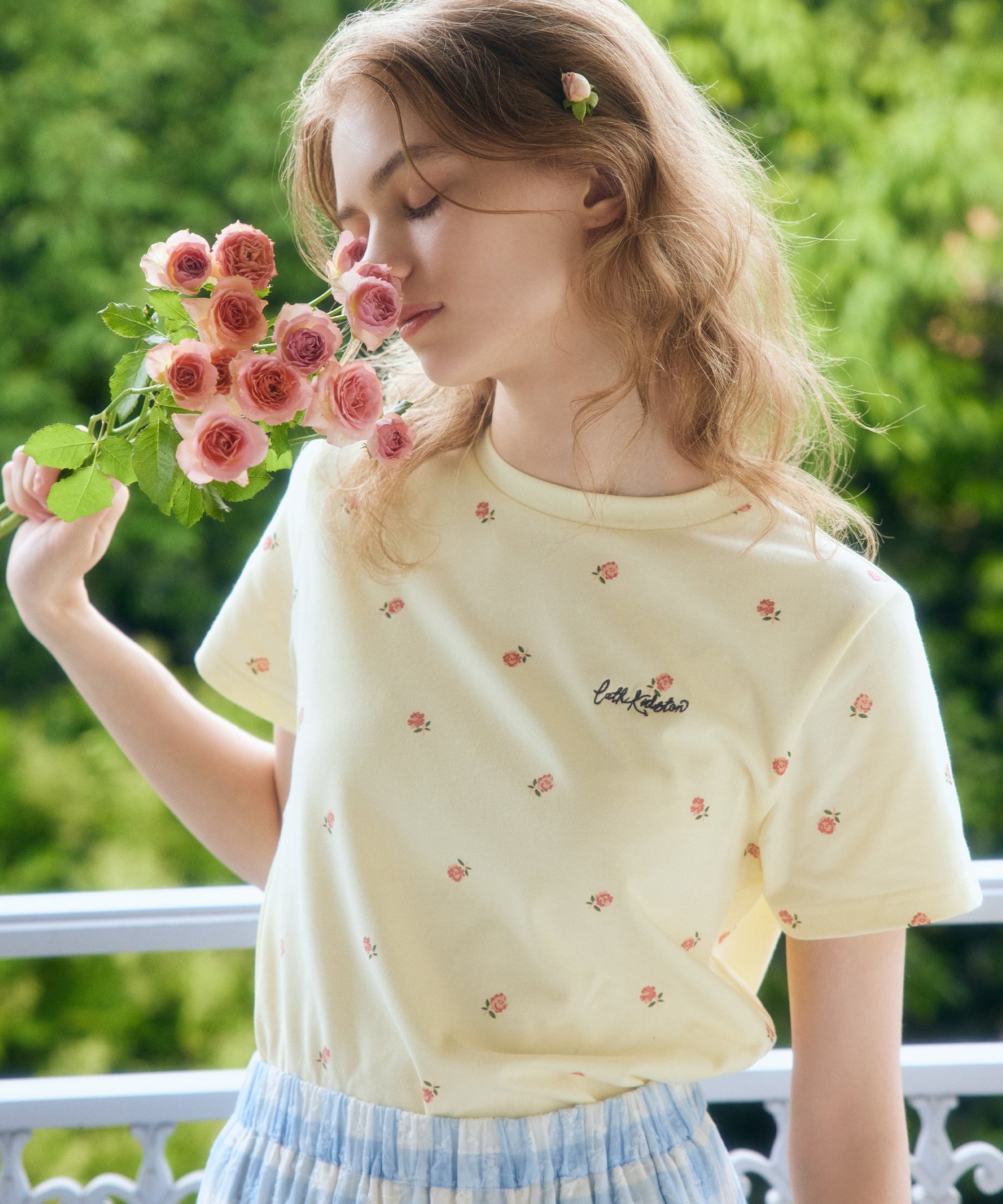 フラワープリントベーシックTシャツ Rose