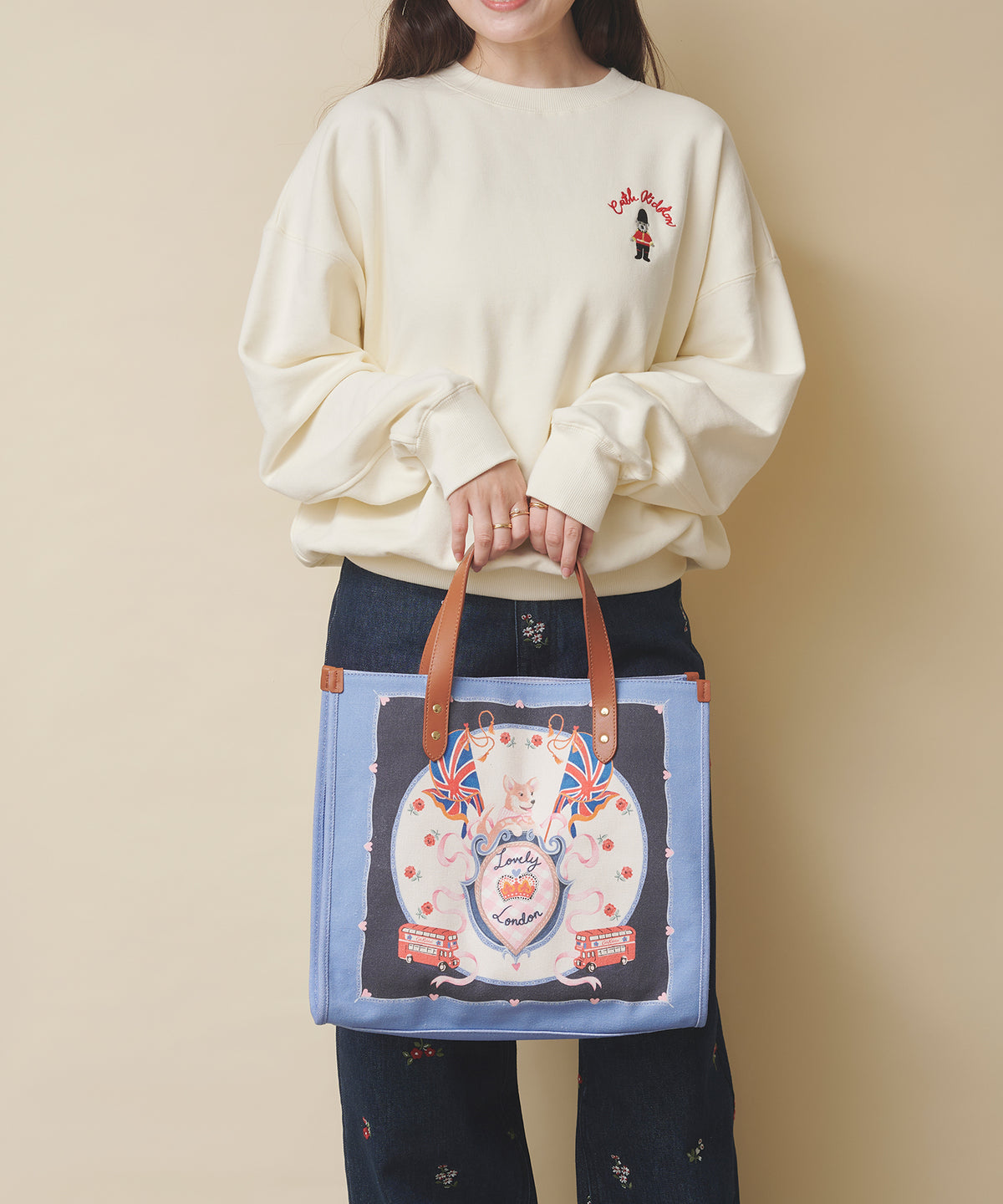 レザーハンドルスクエアトートバッグ
