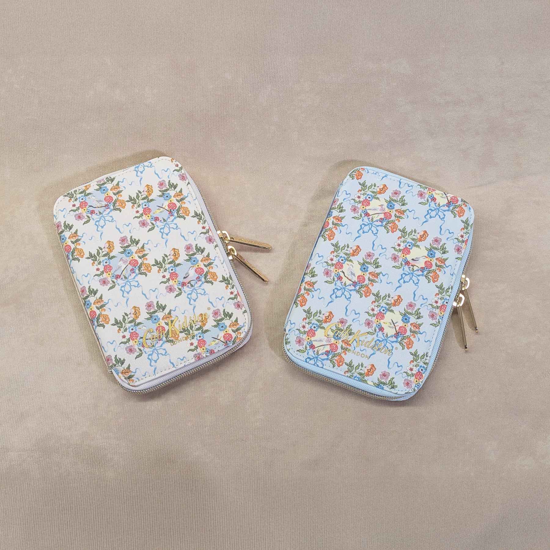 パスポートケース