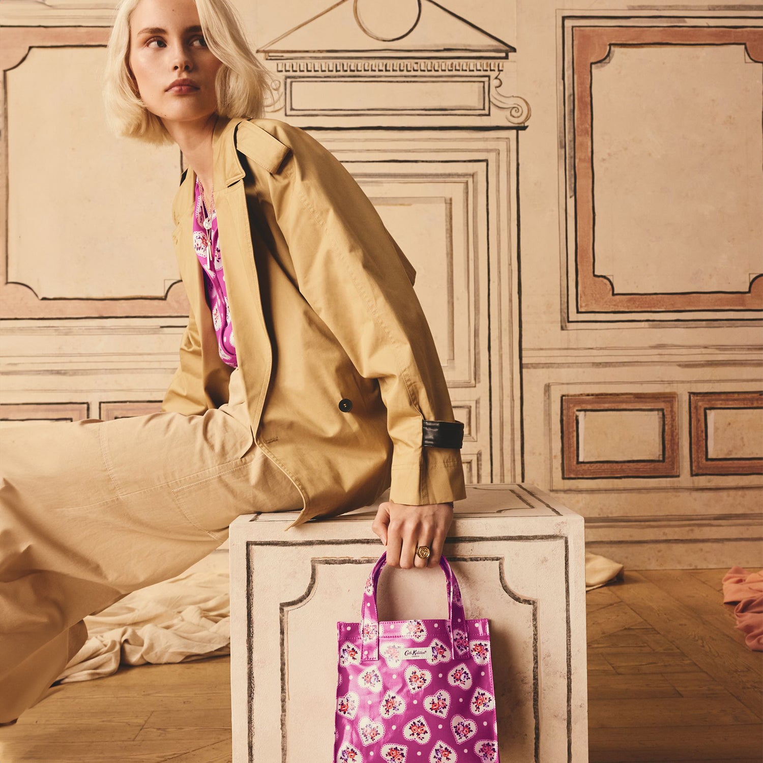 スモール ブックバッグ Lace Hearts | Cath Kidston 日本公式