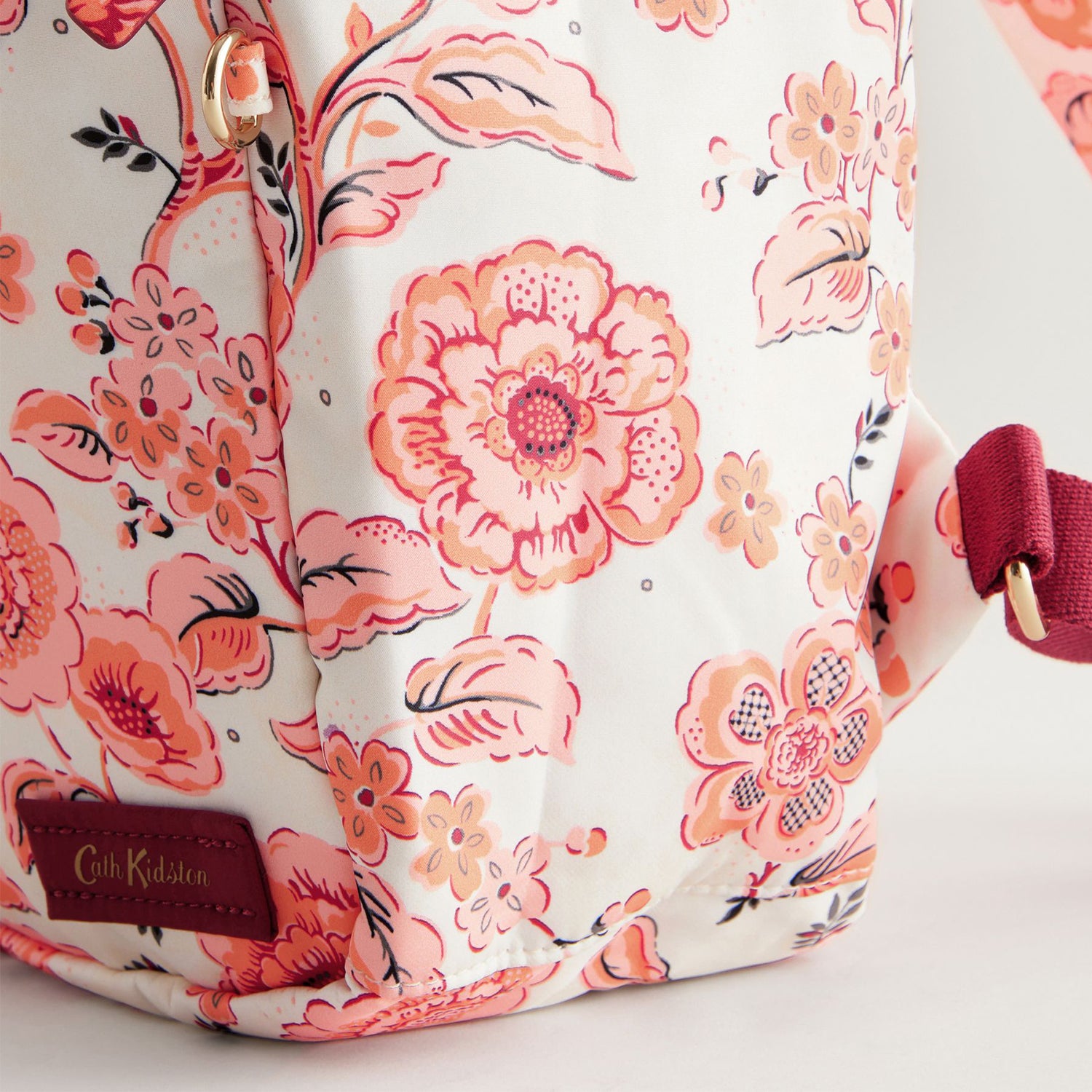 Cath Kidston 花柄　リュック　バックパック　キャリーケース コンパクト バックパック Decorated Floral | Cath Kidston 日本公式