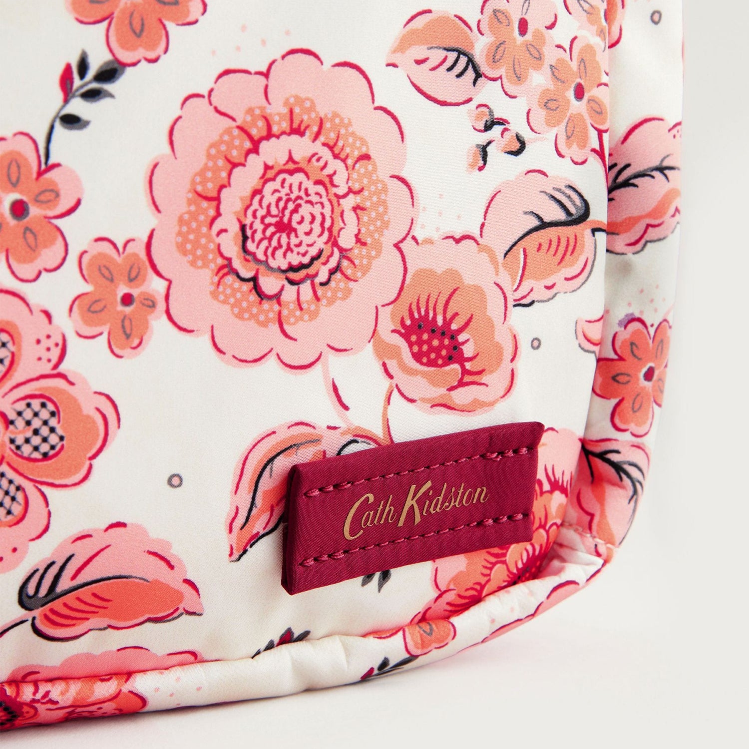 コンパクト バックパック Decorated Floral | Cath Kidston 日本公式