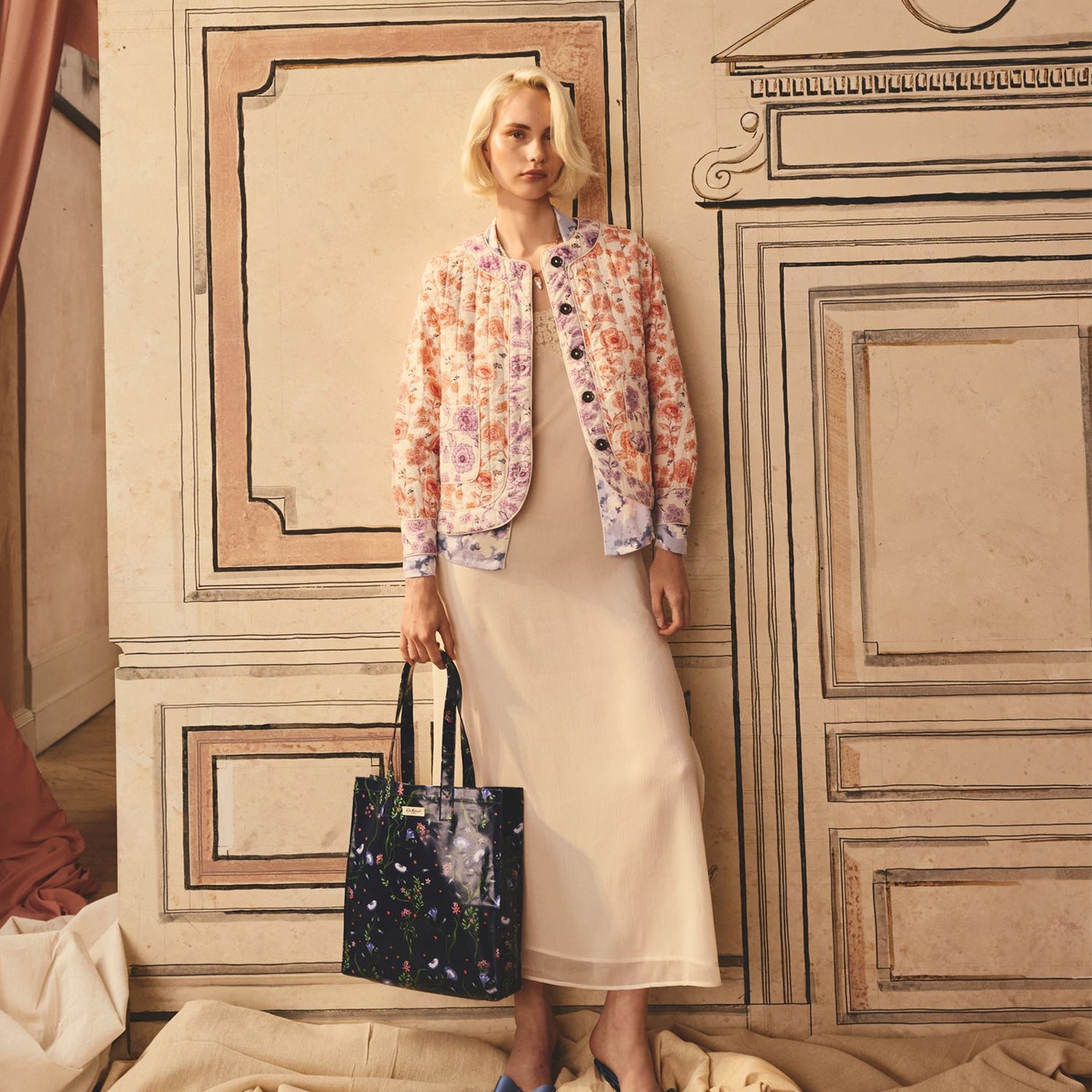 ラージ ブックバッグ Nightshade | Cath Kidston 日本公式オンライン