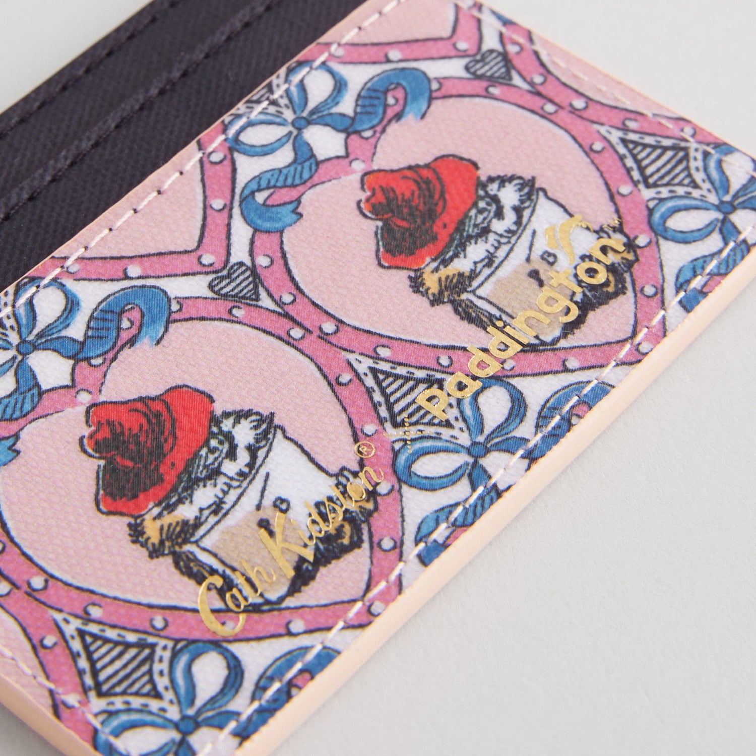 【hachi】キャスキッドソン ×パディントン　小物入れ パディントン カードホルダー Paddington Hearts | Cath Kidston 日本