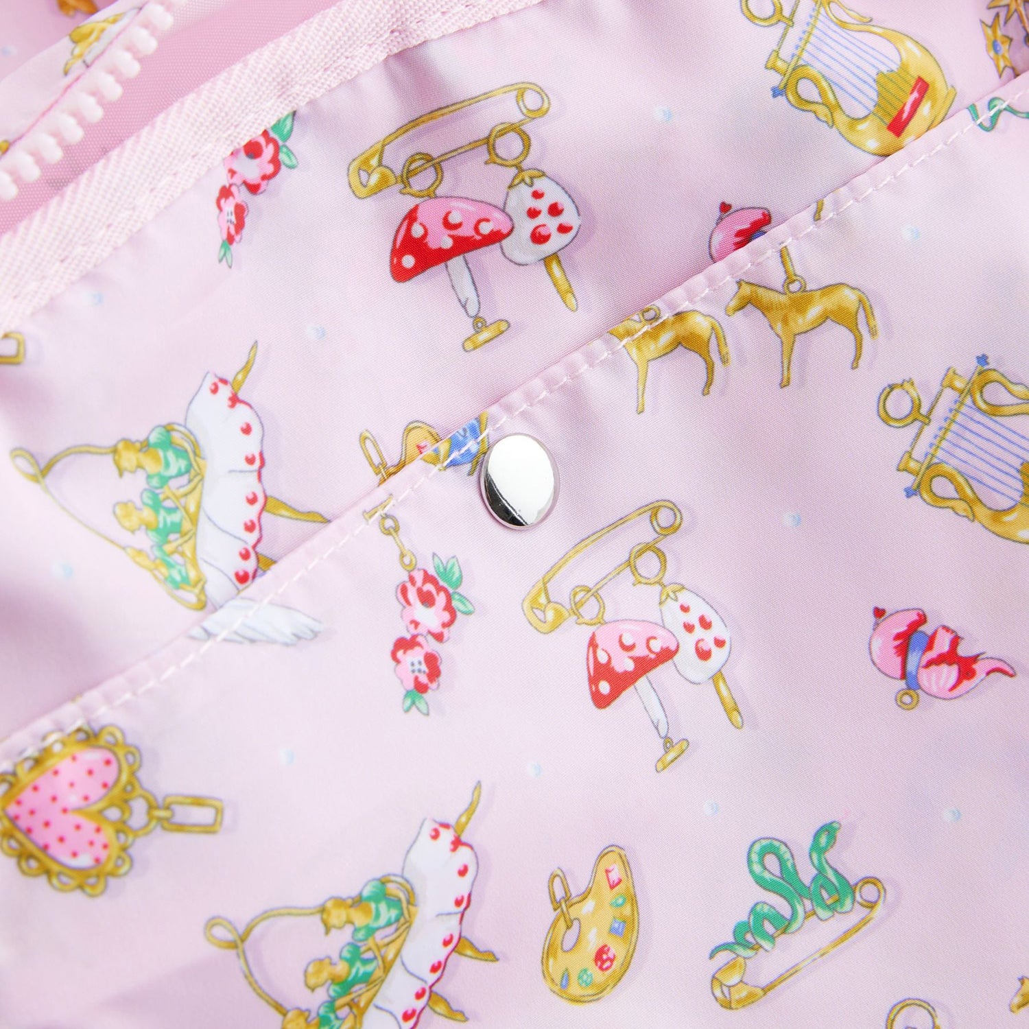 フォルダウェイ バックパック Charmed | Cath Kidston 日本公式