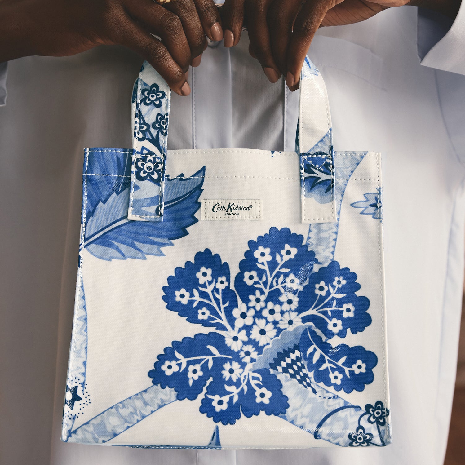 スモール ブックバッグ Doodles & Daydreams Floral | Cath Kidston