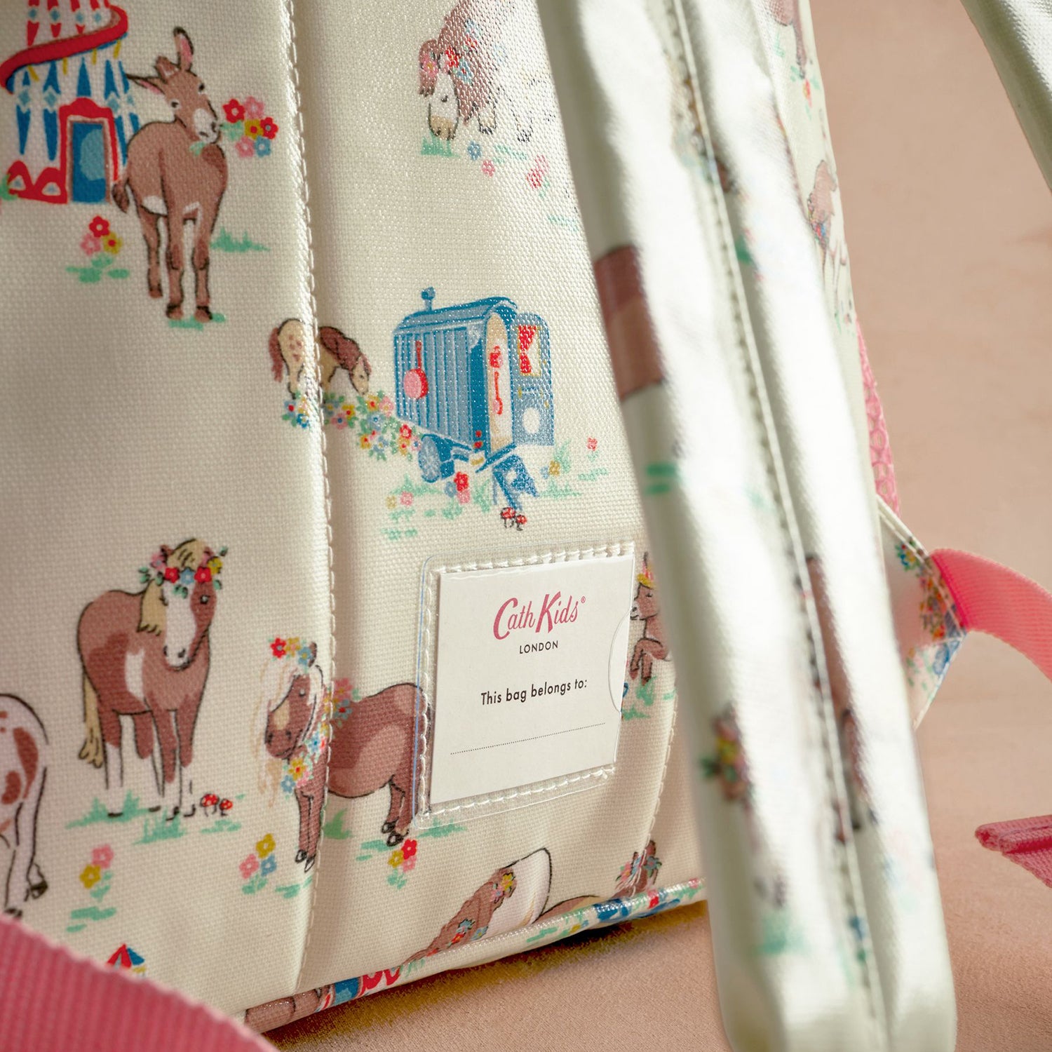 キッズ クラシック ラージ バックパック Seaside Donkeys | Cath