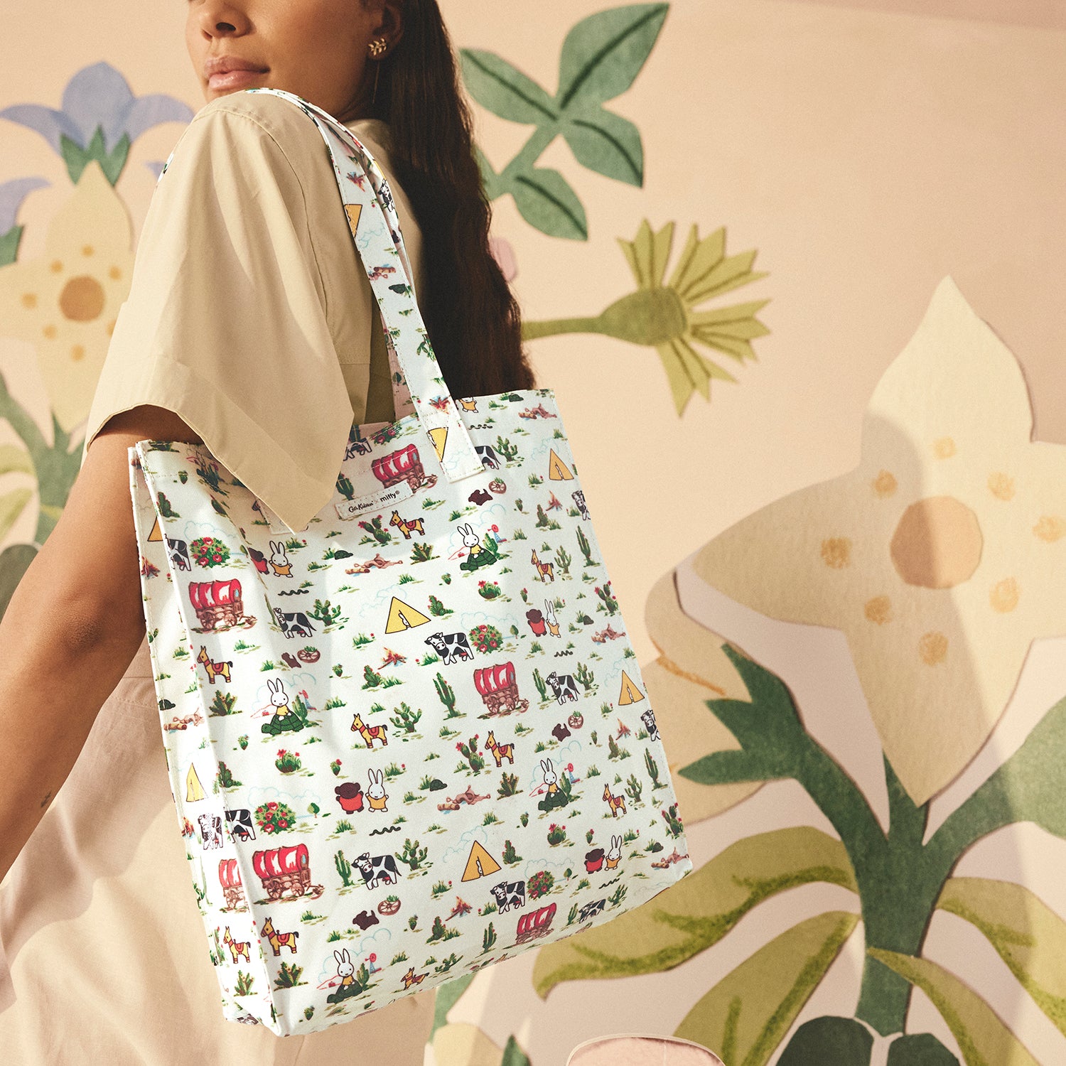 ミッフィー ラージ ブックバッグ Miffy Rodeo | Cath Kidston 日本公式