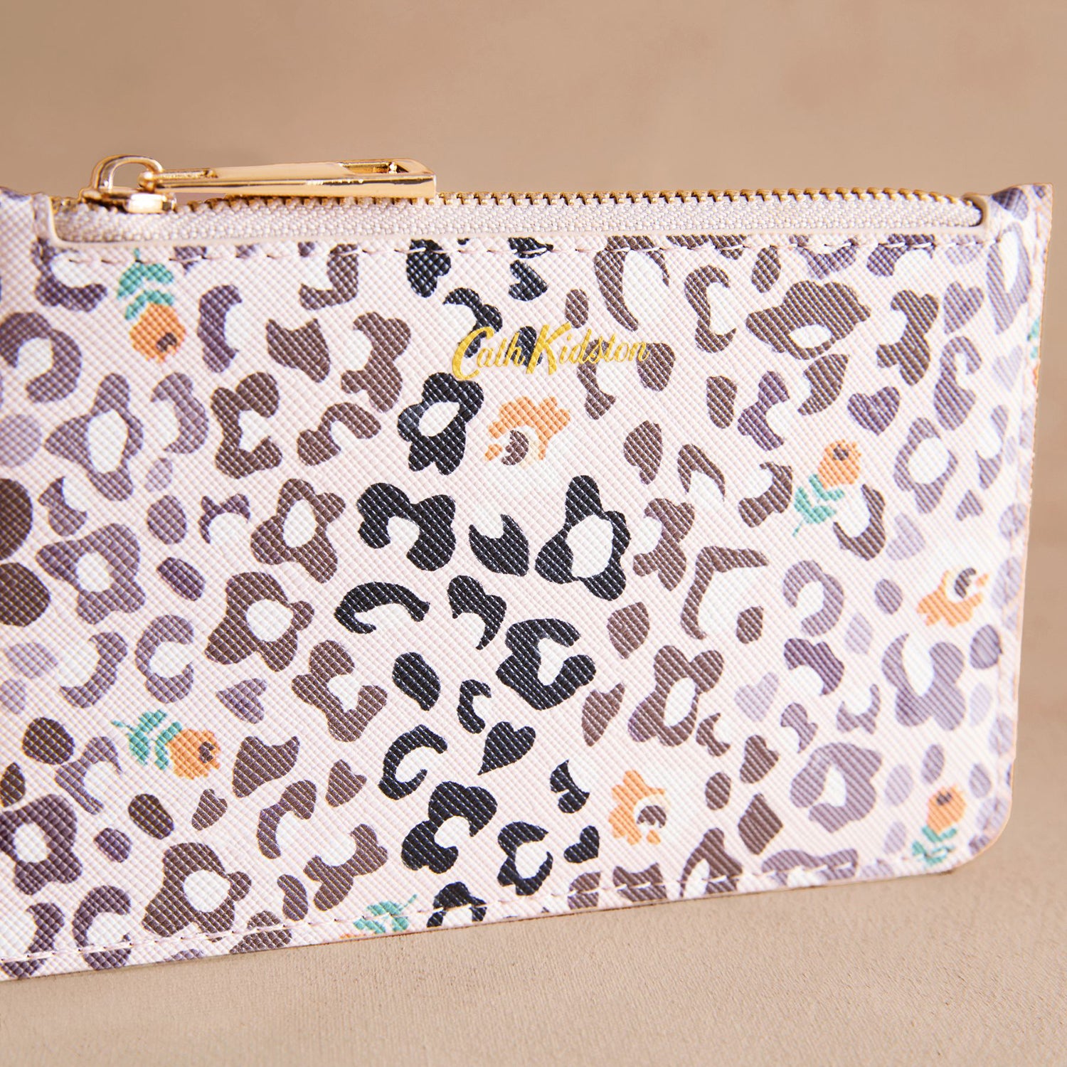 KateSpedeLove様 ジップド パース Cath Animal | Cath Kidston 日本公式