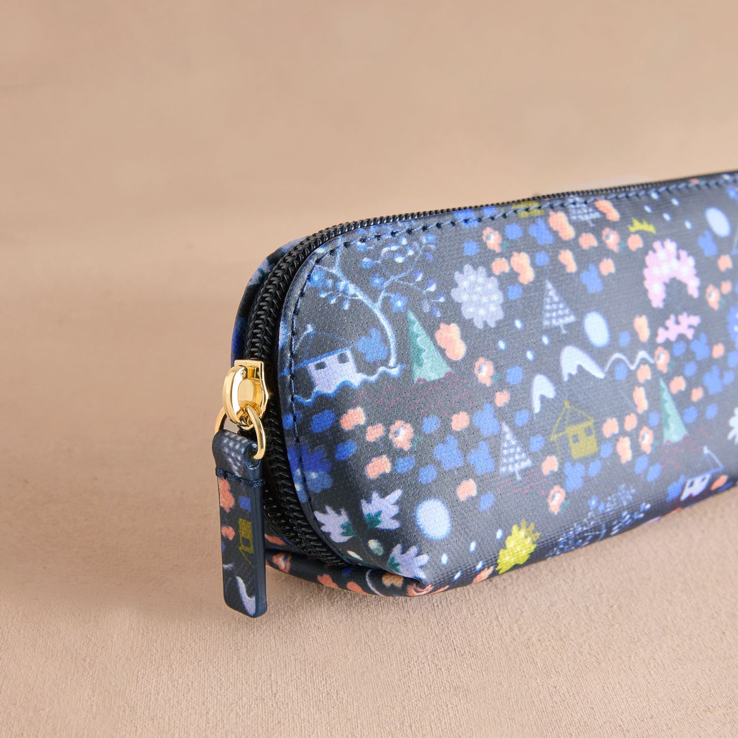 ペンシルケース Tiny Town | Cath Kidston 日本公式オンラインストア