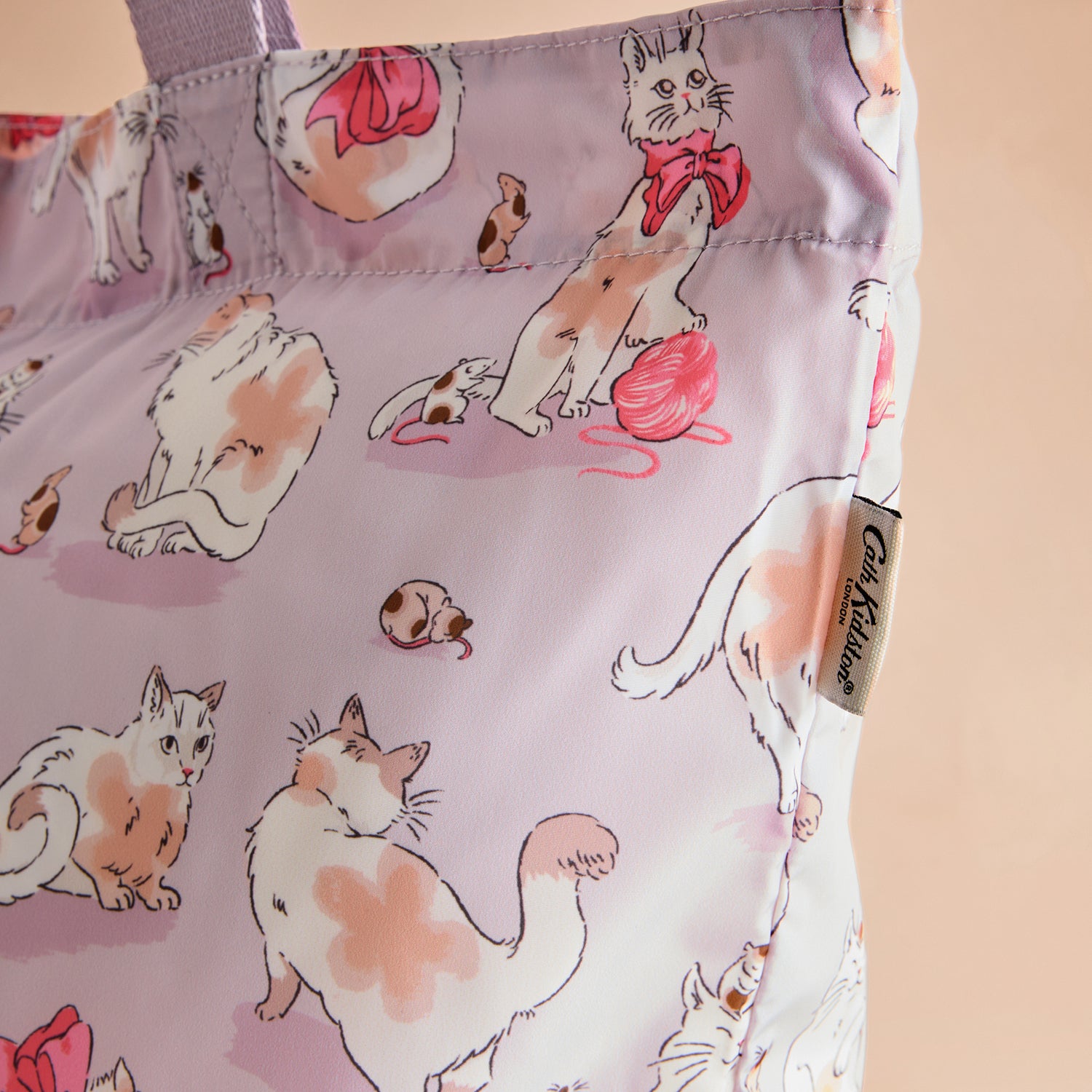 ラージ フォルダウェイ トートバッグ | Cath Kidston 日本公式