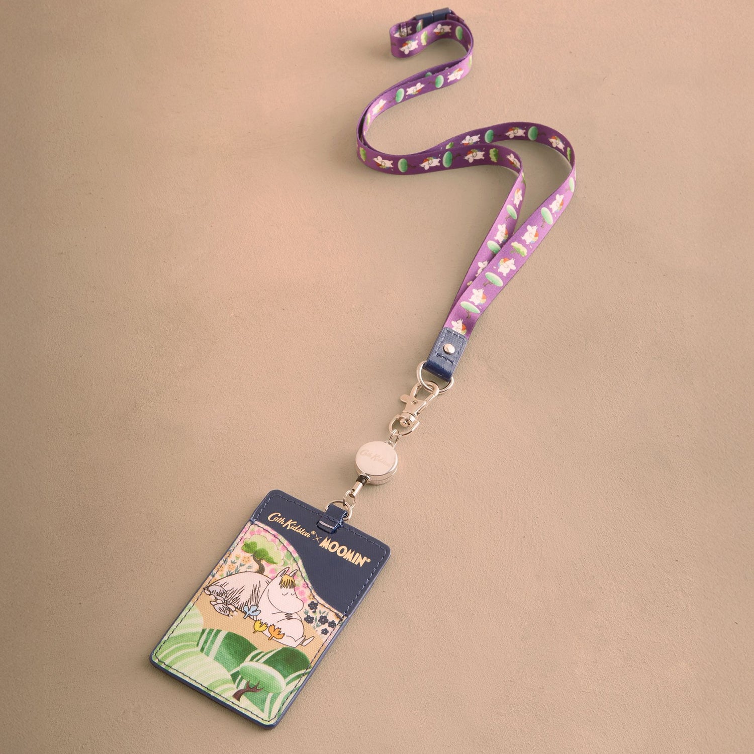 ムーミン ラージ ブックバッグ Moomin Clouds | Cath Kidston 日本公式