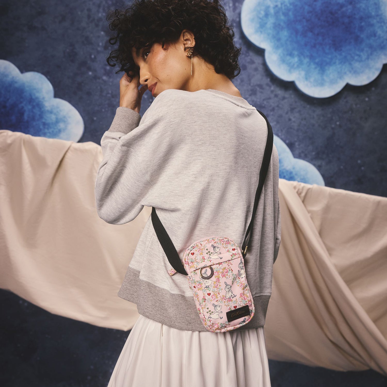 ムーミン フォン クロスボディバッグ Little My Ditsy | Cath Kidston