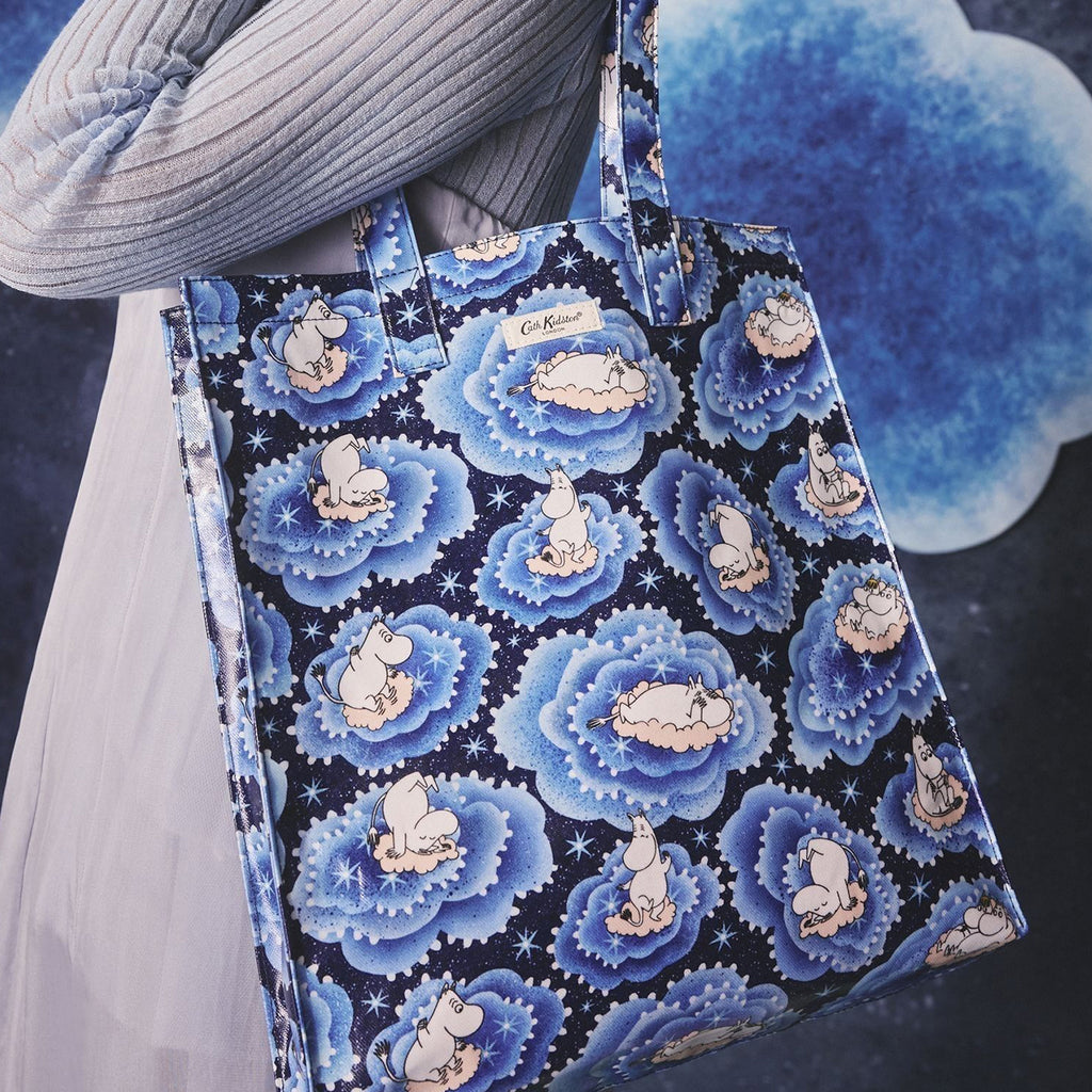 ムーミン ラージ ブックバッグ Moomin Clouds | Cath Kidston 日本公式