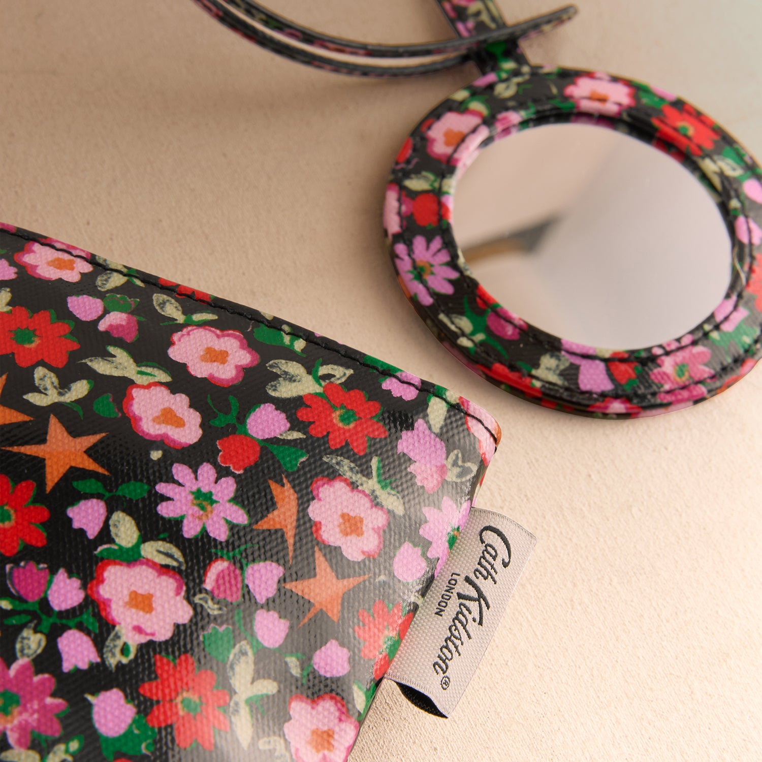 ギフトセット パース＆ミラー Folding Star Ditsy | Cath Kidston 日本